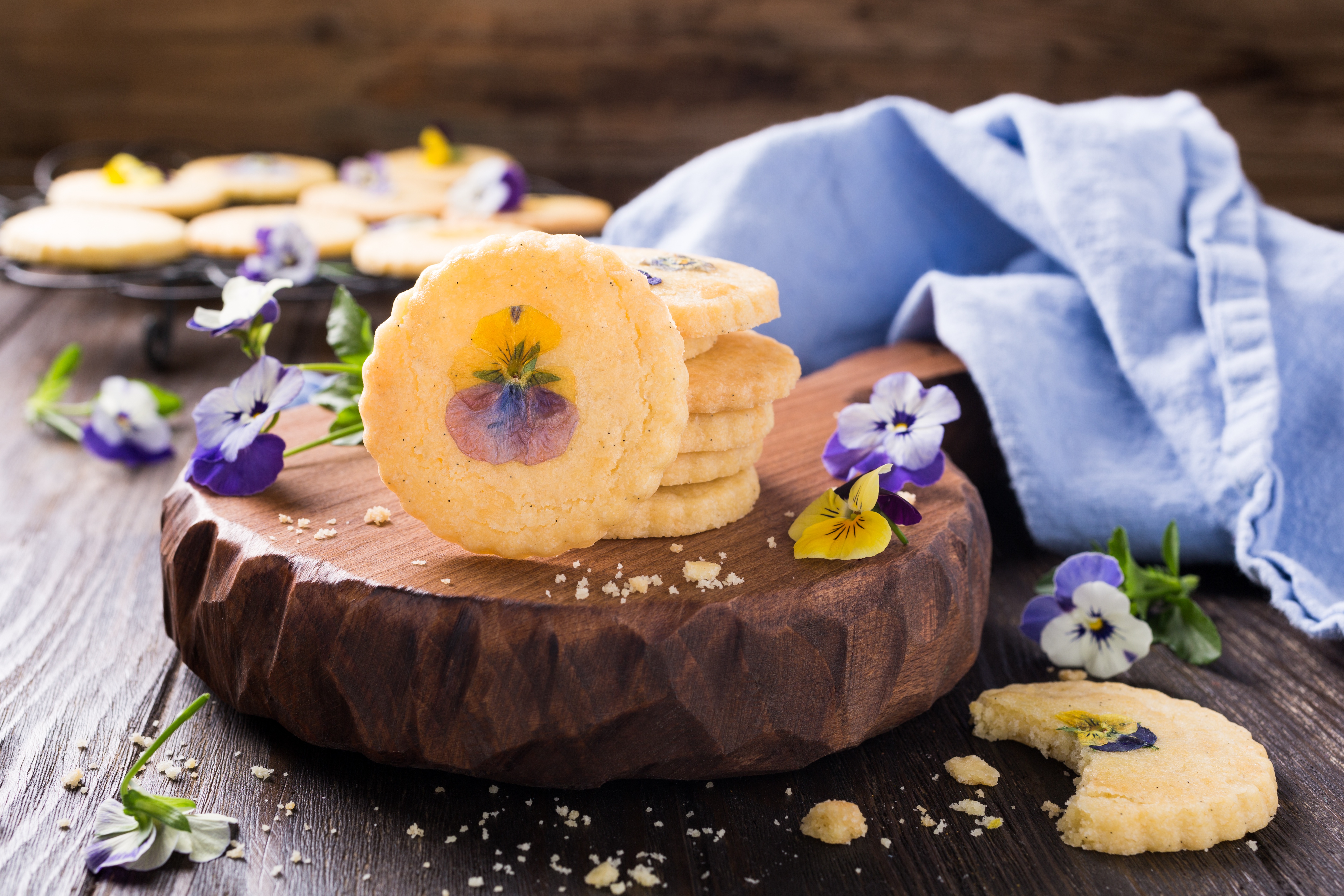 Download mobile wallpaper Food, Still Life, Flower, Cookie for free.