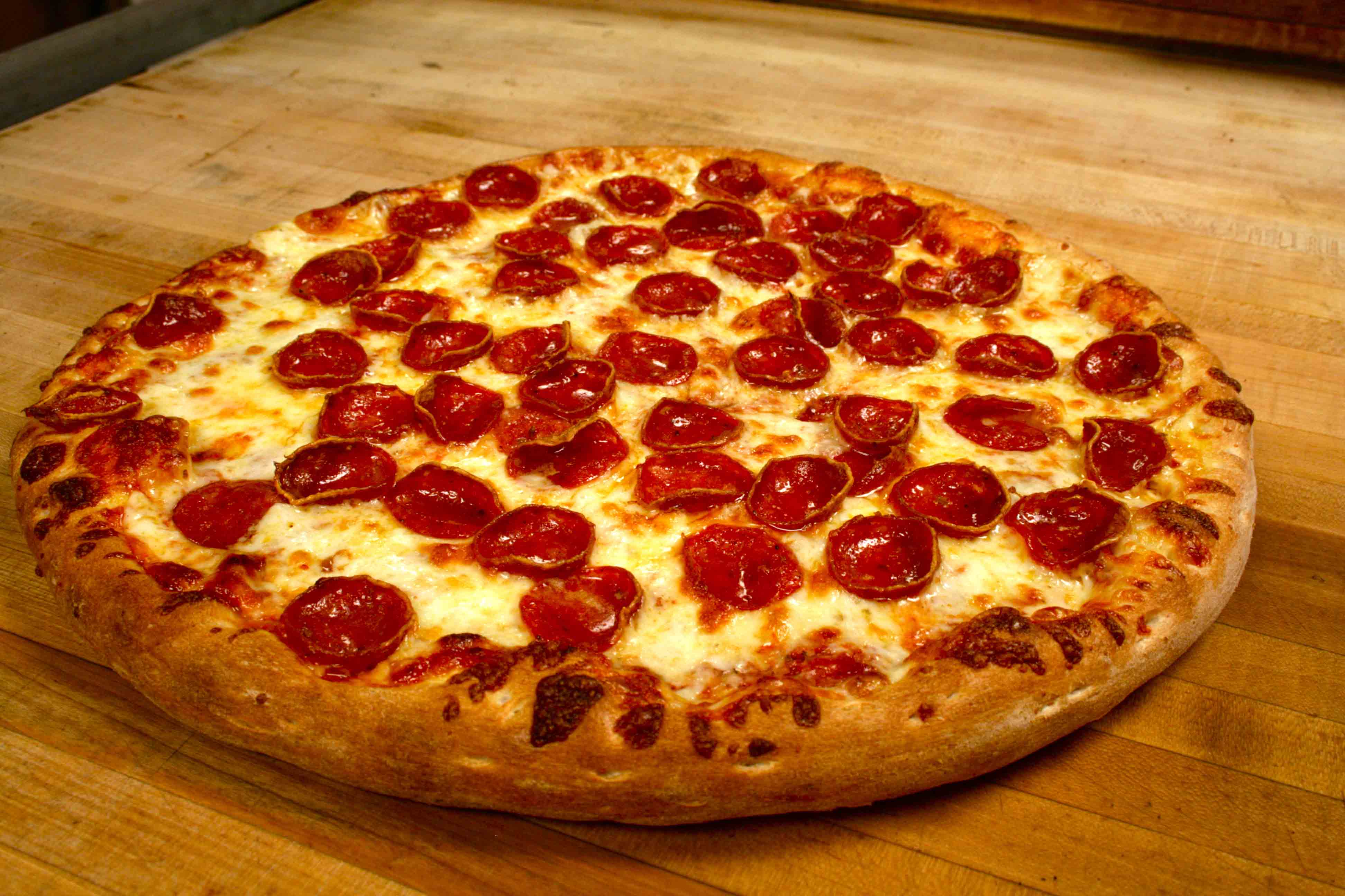 Téléchargez gratuitement l'image Nourriture, Pizza sur le bureau de votre PC