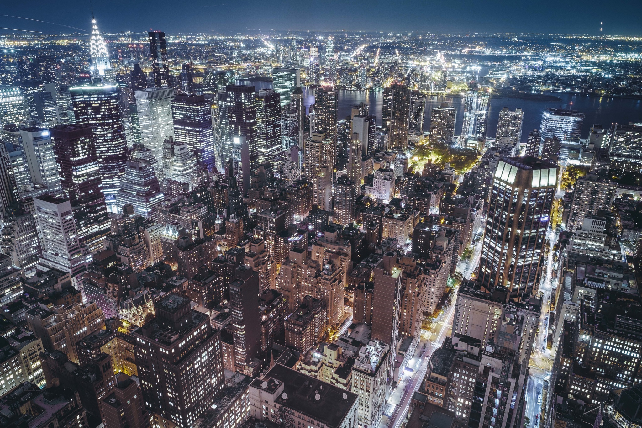 Baixar papel de parede para celular de Cidades, Noite, Eua, Cidade, Arranha Céu, Construção, Paisagem Urbana, Nova York, Feito Pelo Homem gratuito.