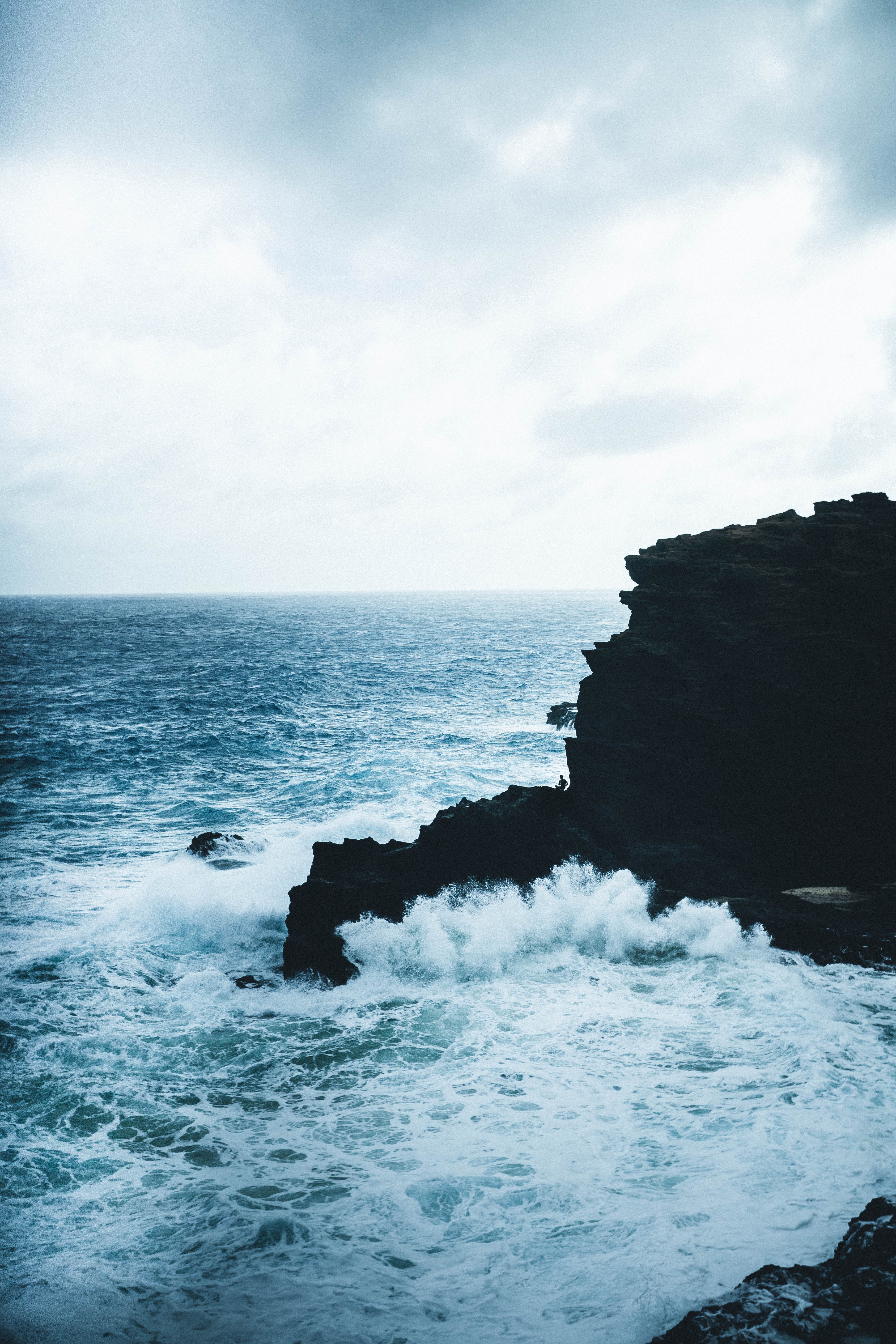 151581 descargar imagen naturaleza, agua, mar, ondas, roca, rociar: fondos de pantalla y protectores de pantalla gratis