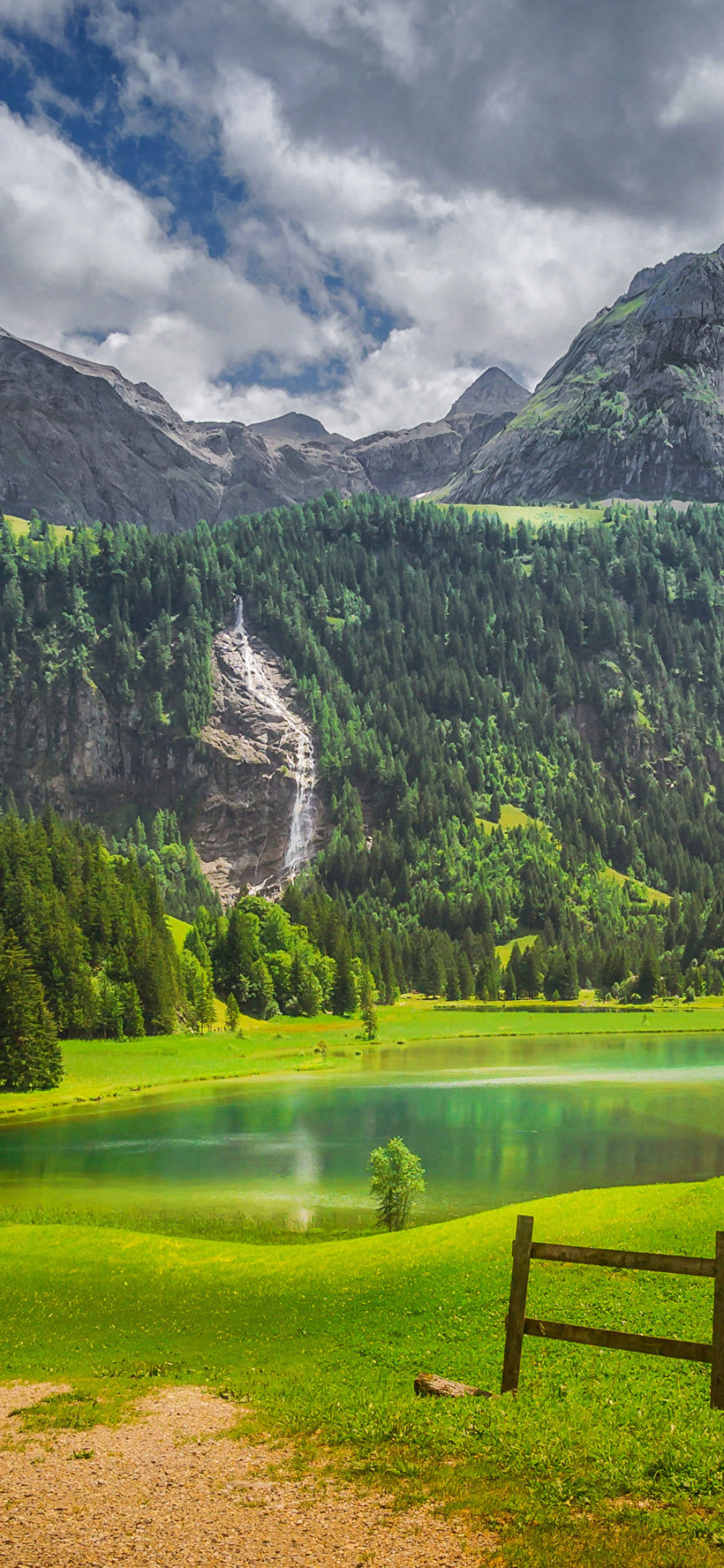 Скачать картинку Озера, Озеро, Швейцария, Фотографии в телефон бесплатно.