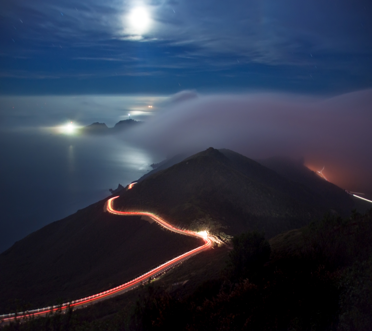 Handy-Wallpaper Straße, Nebel, Kalifornien, Nacht, Menschengemacht kostenlos herunterladen.