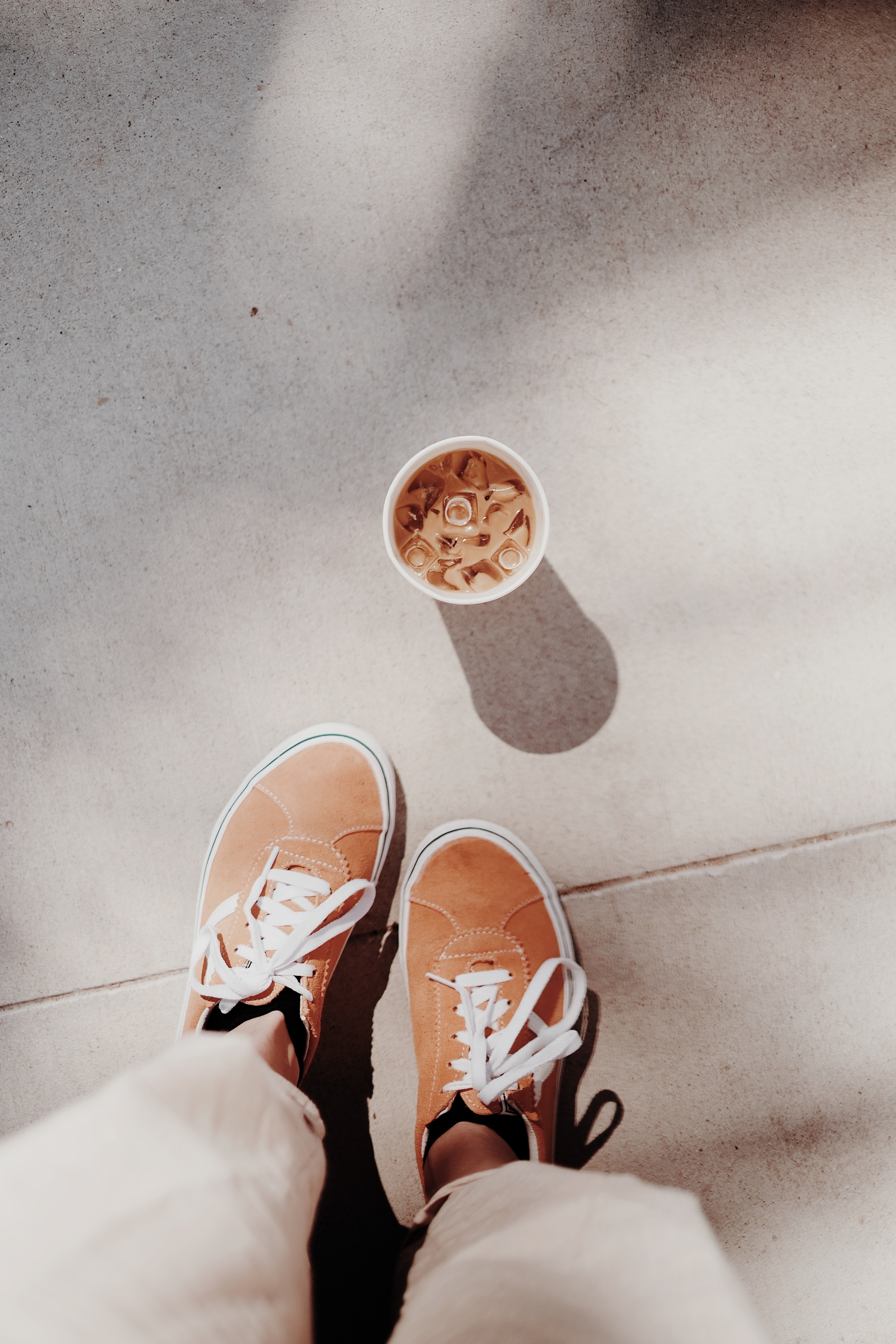 Free download wallpaper Miscellanea, Miscellaneous, Legs, Sneakers, Beverage, Shoes, Ice, Drink, Coffee on your PC desktop