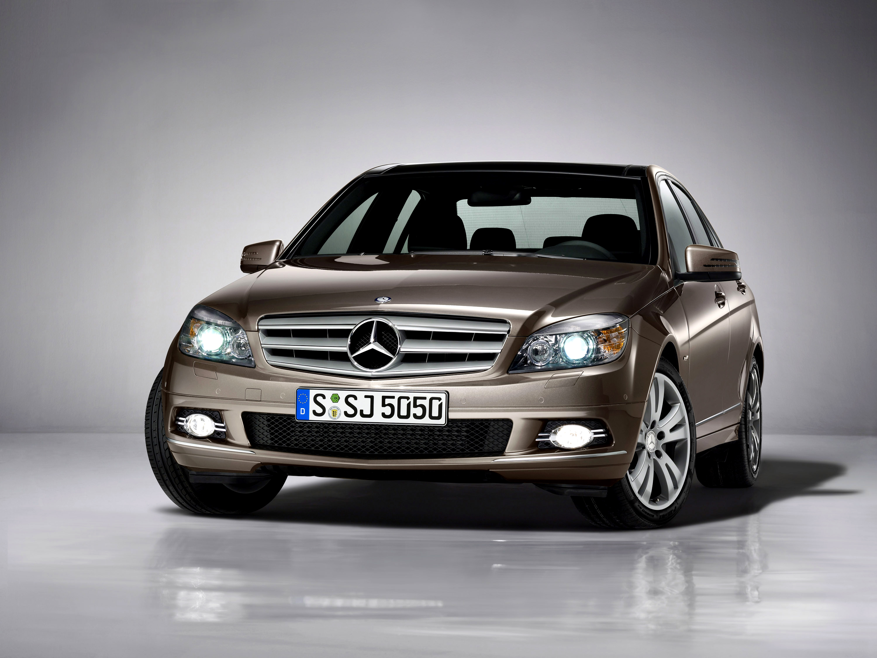 Download mobile wallpaper Car, Mercedes Benz, Vehicles, Mercedes Benz C Class for free.