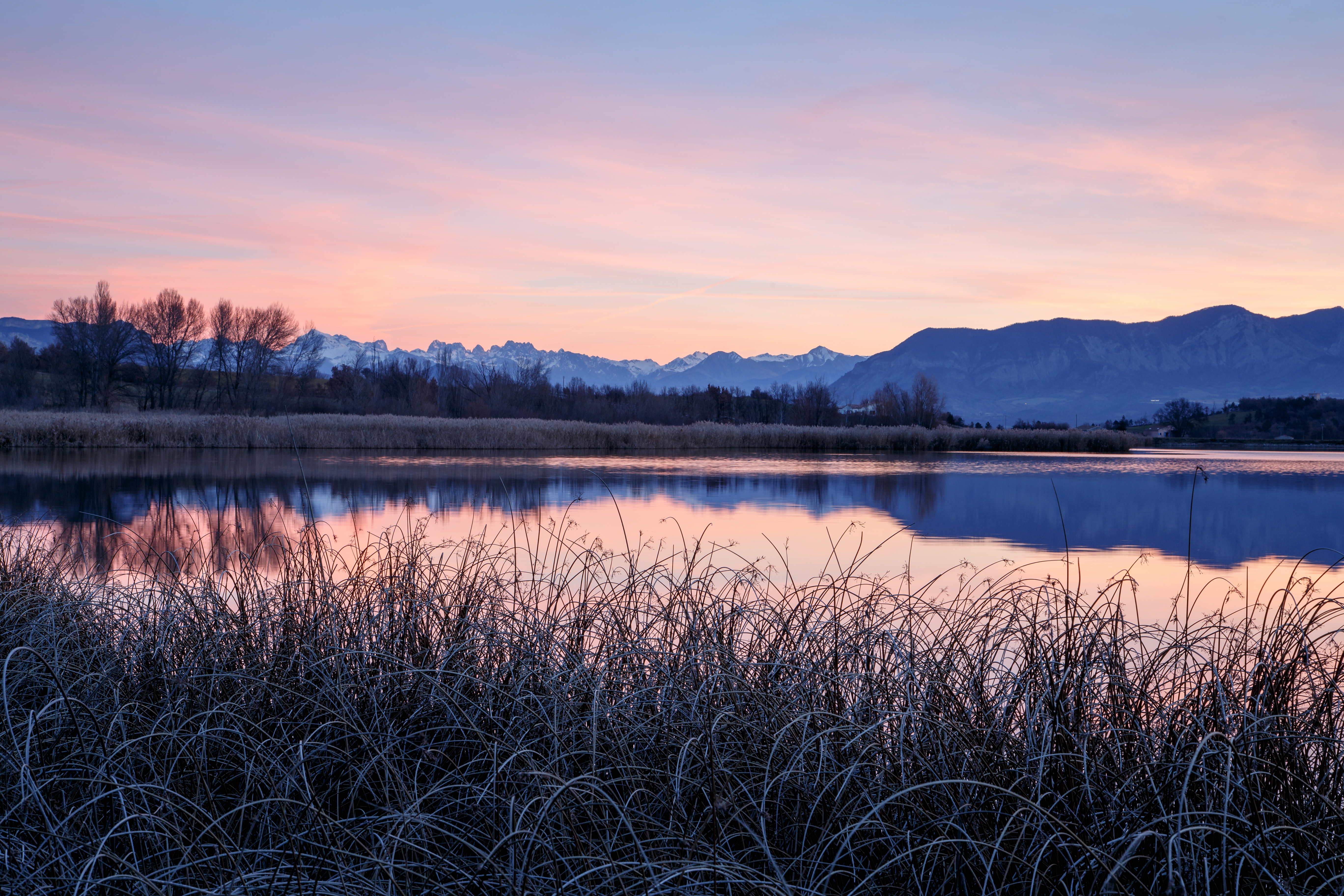 Cool Wallpapers landscape, nature, grass, mountains, lake, frost, hoarfrost
