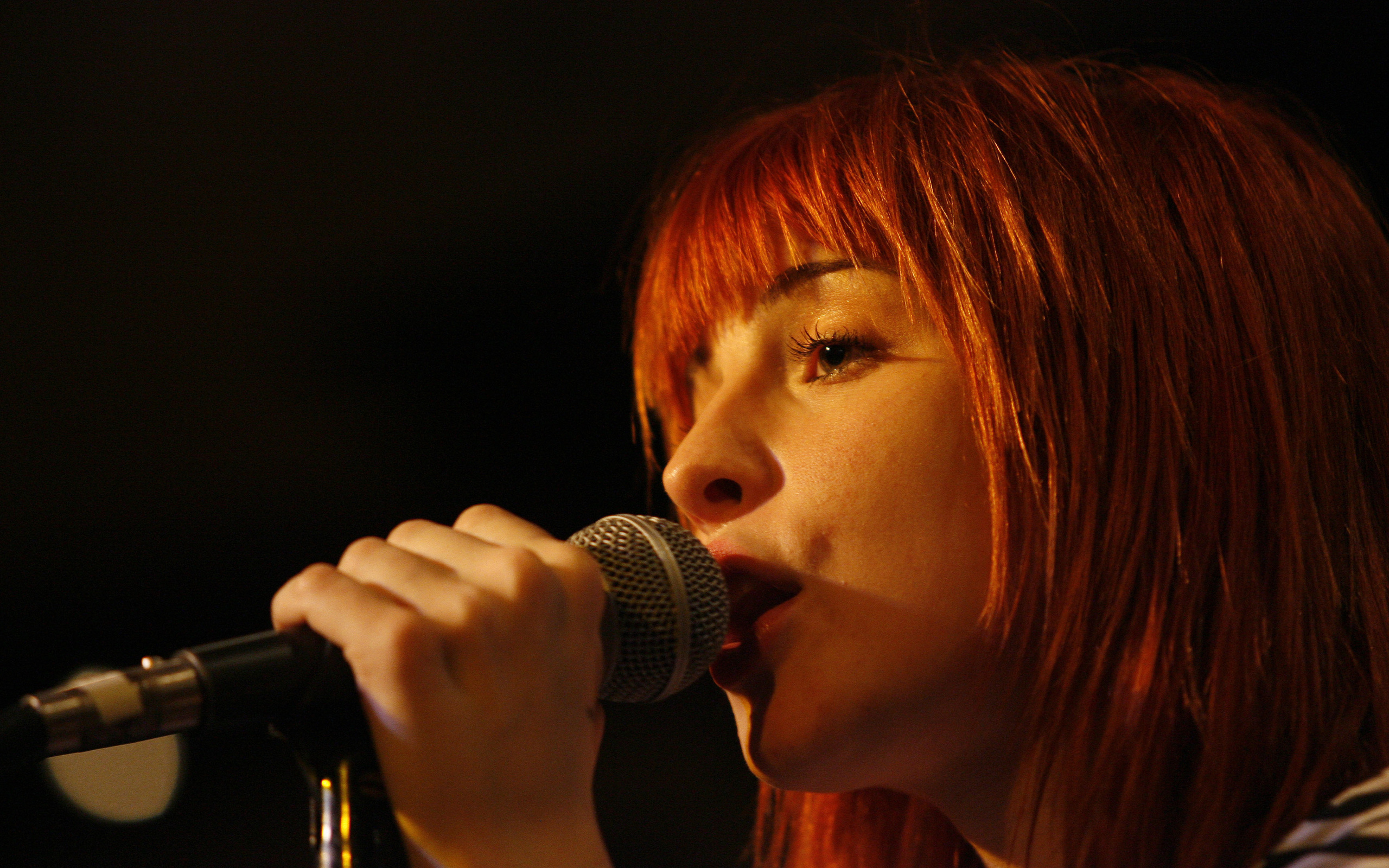 Download mobile wallpaper Hayley Williams, Music for free.
