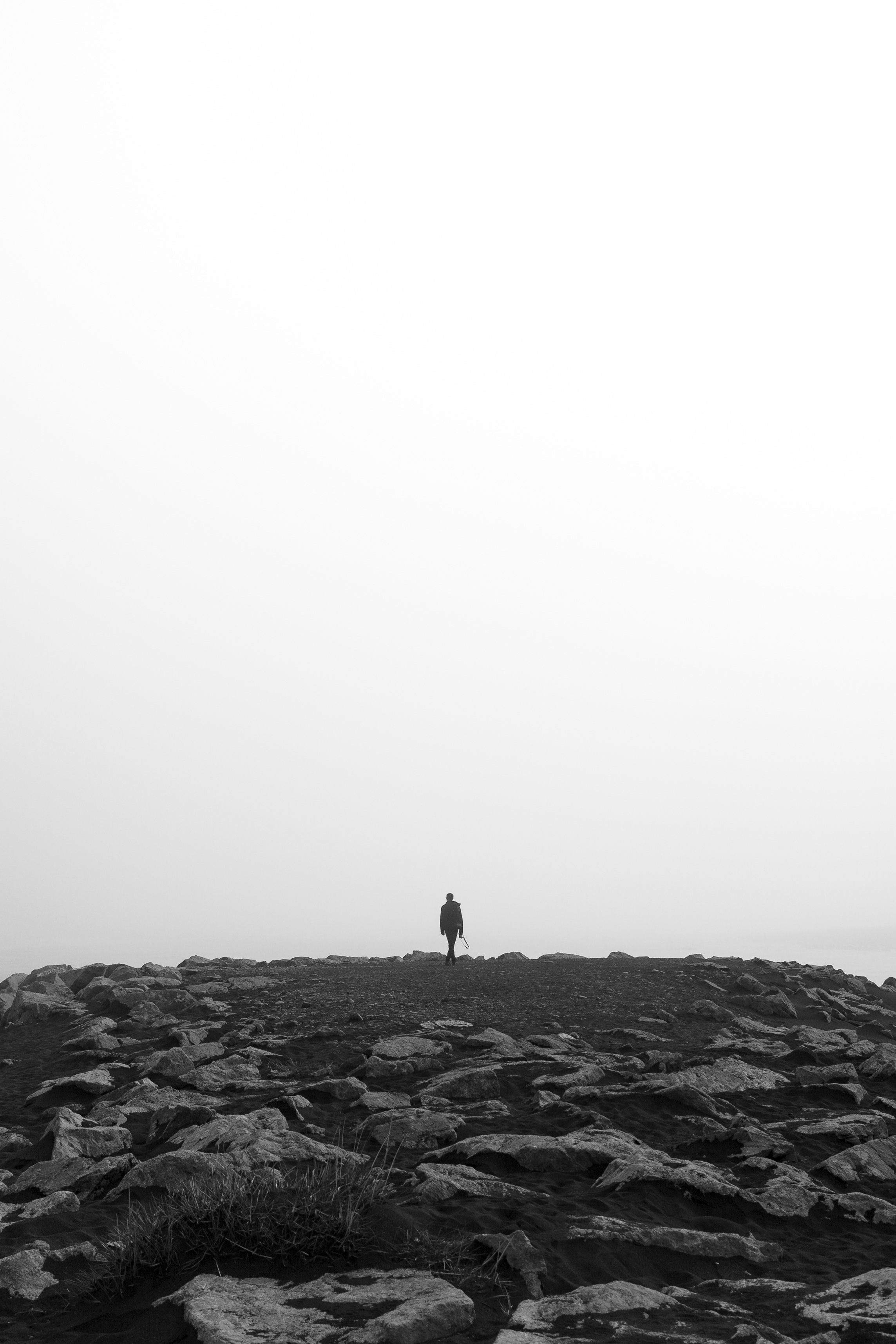 bw, minimalism, loneliness, stones, horizon, privacy, seclusion, chb phone wallpaper