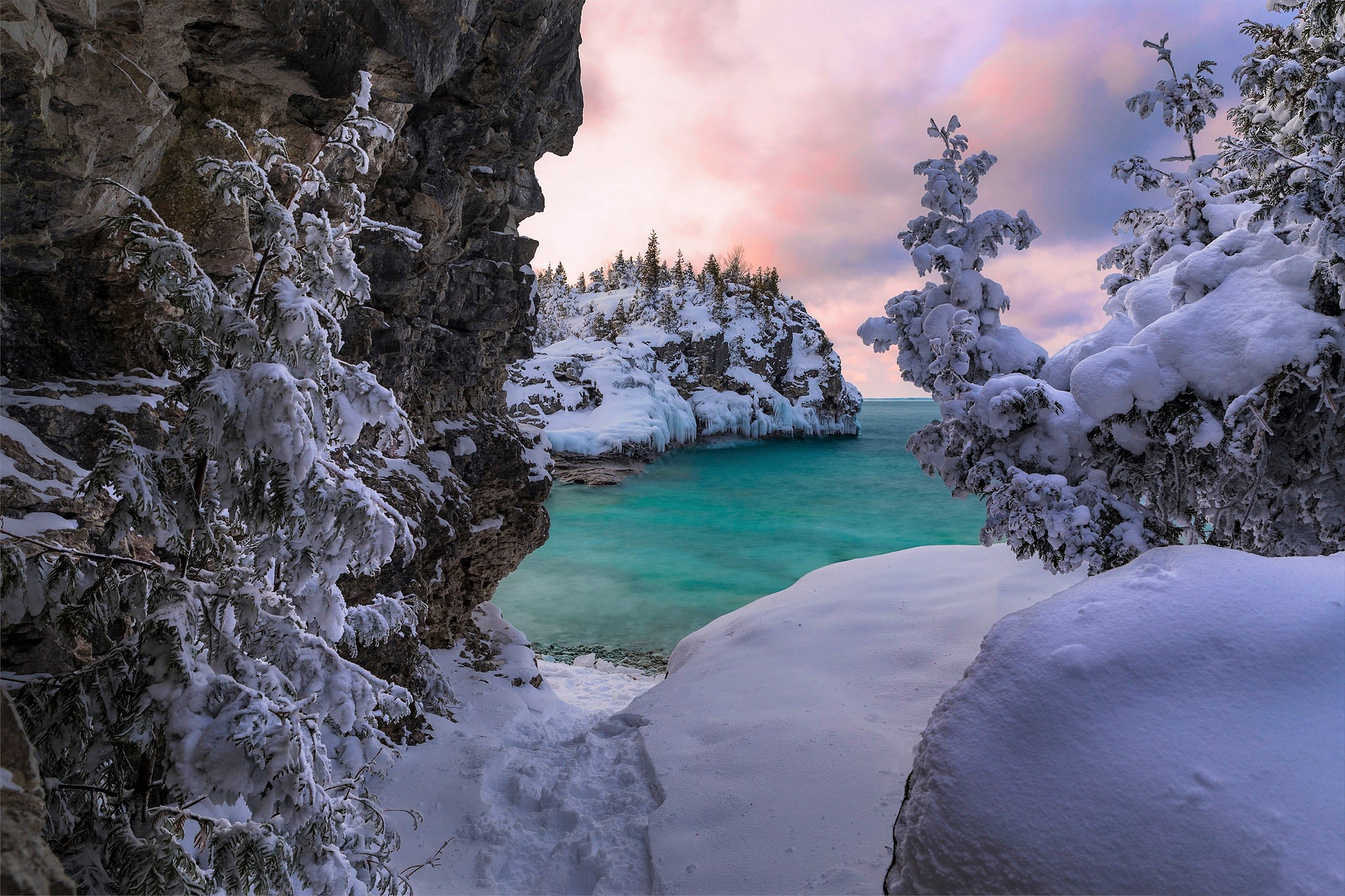 876453壁紙のダウンロード地球, 冬, カナダ, ヒューロン湖, 湖, 山, オンタリオ, 雪-スクリーンセーバーと写真を無料で
