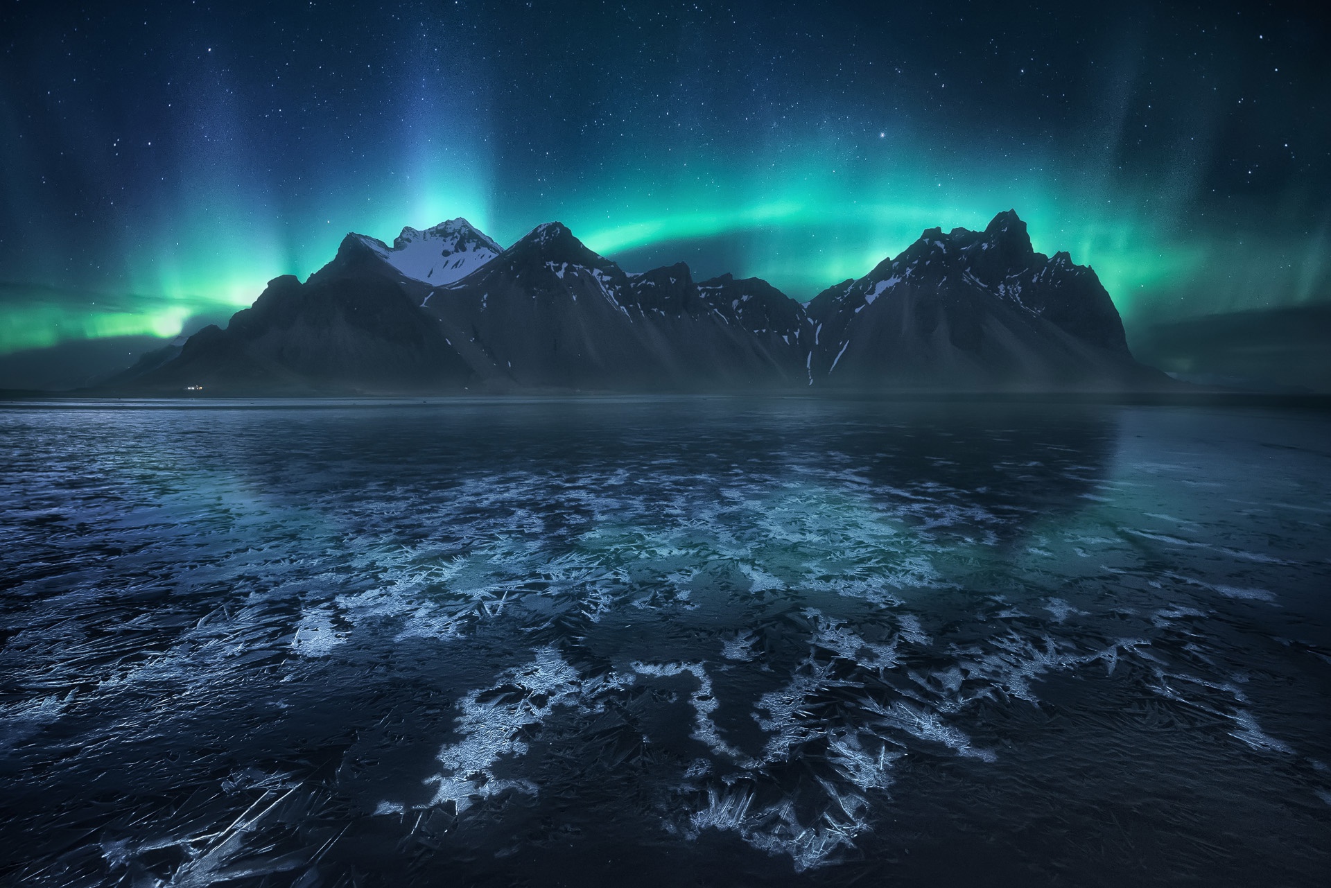 Descarga gratis la imagen Noche, Aurora Boreal, Islandia, Tierra/naturaleza en el escritorio de tu PC