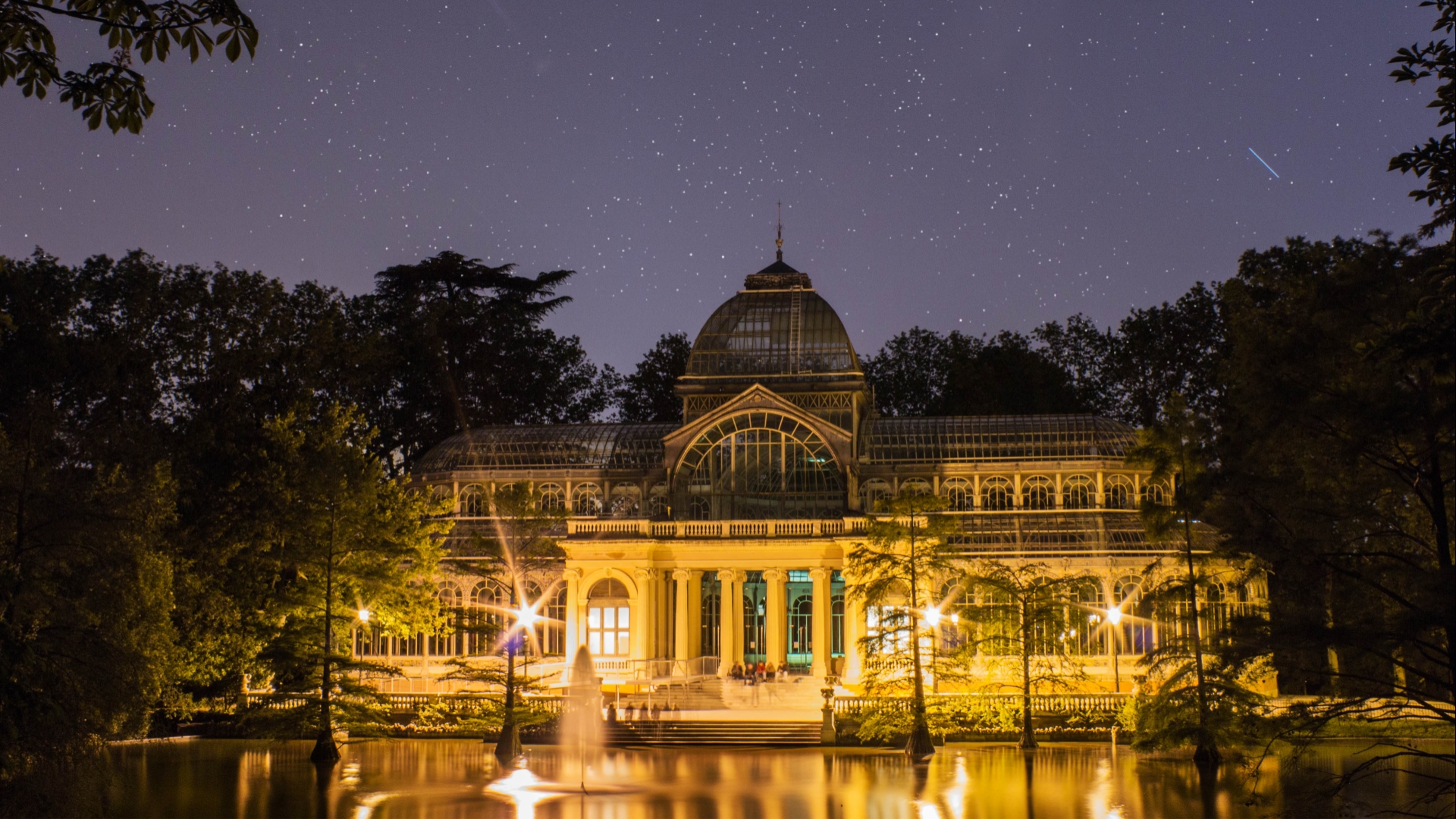 Free download wallpaper Man Made, Palacio De Cristal on your PC desktop