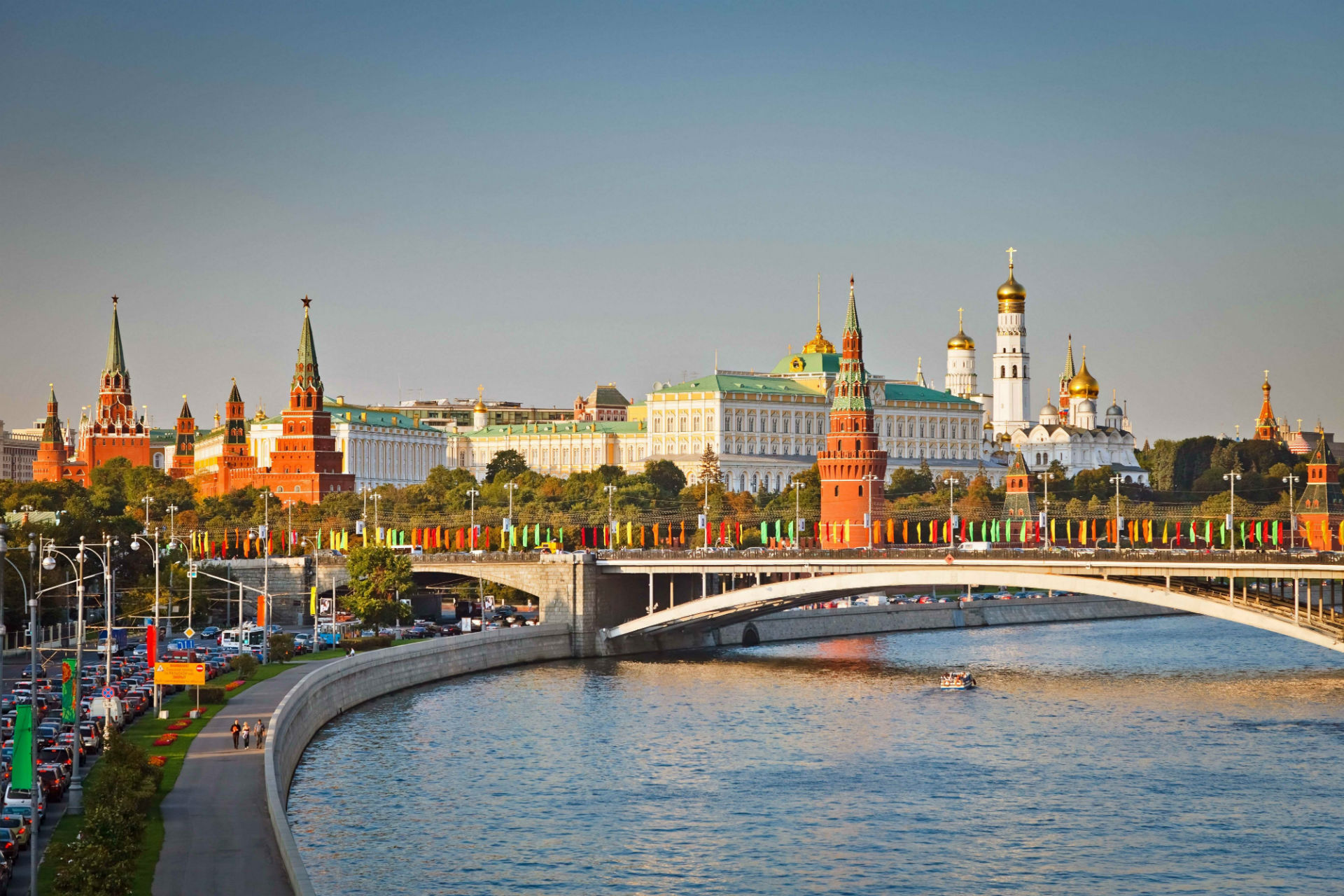 Téléchargez des papiers peints mobile Moscou, Construction Humaine gratuitement.