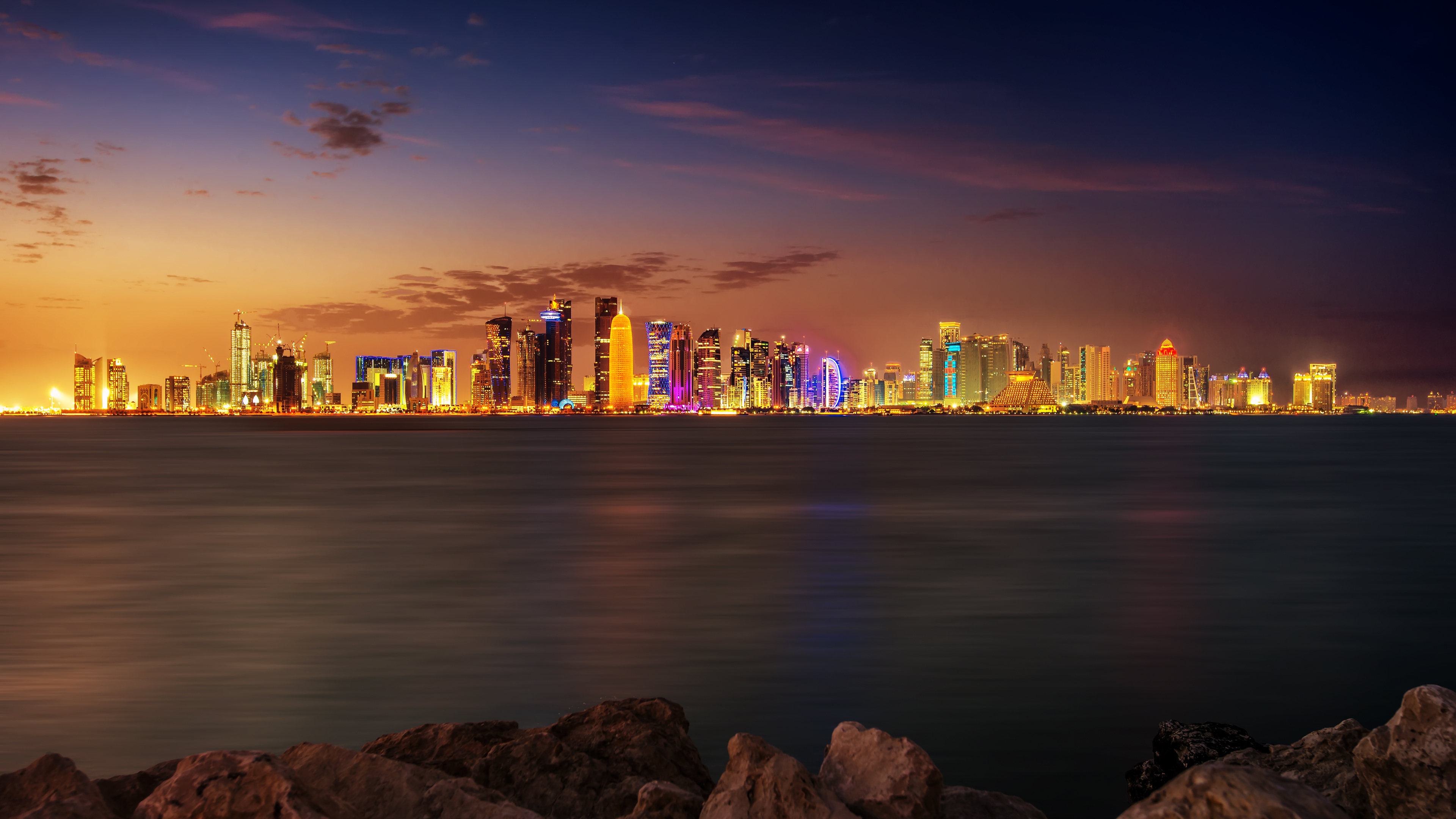 Популярні заставки і фони Доха на комп'ютер