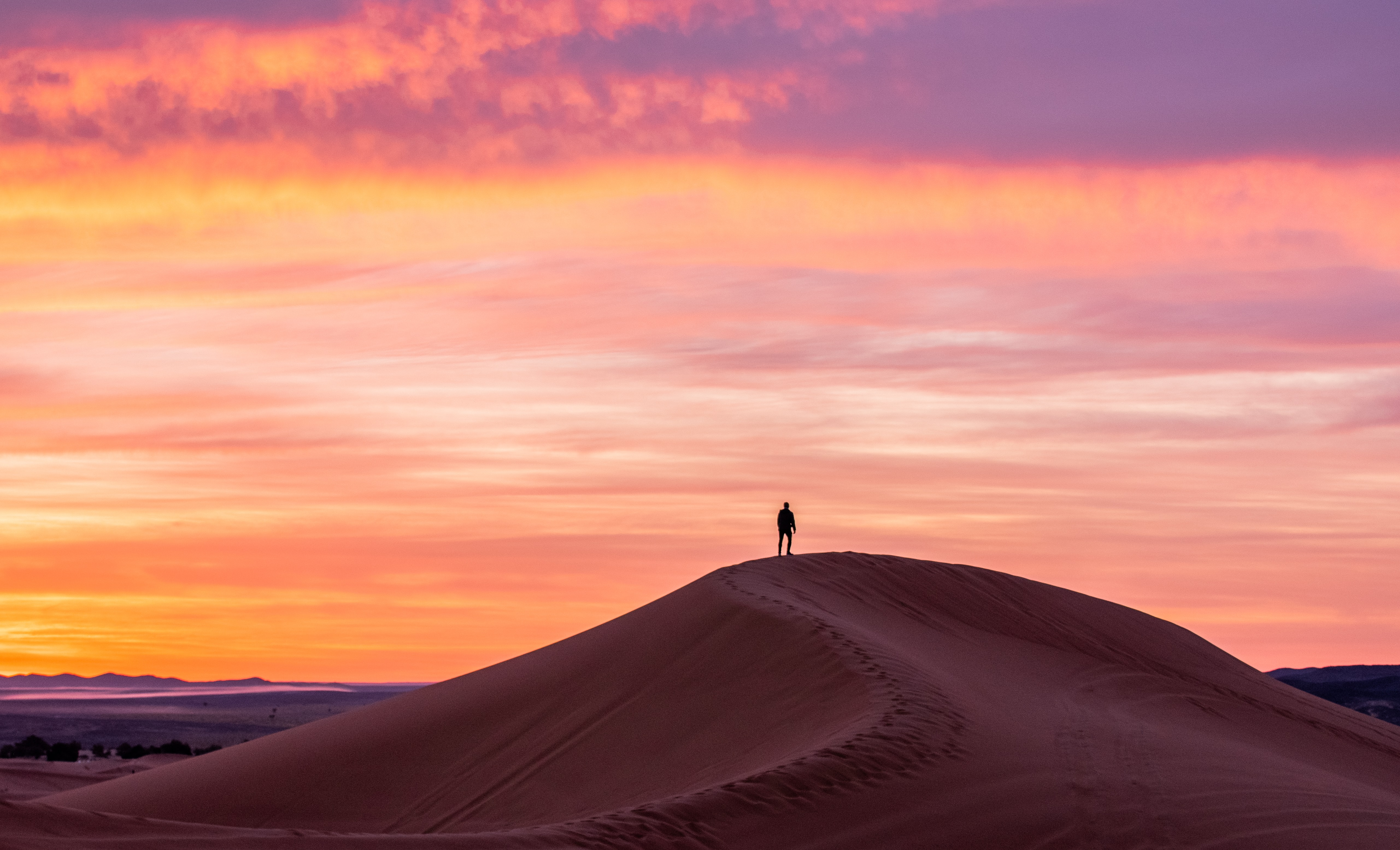 Laden Sie das Wüste, Silhouette, Verschiedenes, Sonstige, Allein, Einsam, Einsamkeit-Bild kostenlos auf Ihren PC-Desktop herunter
