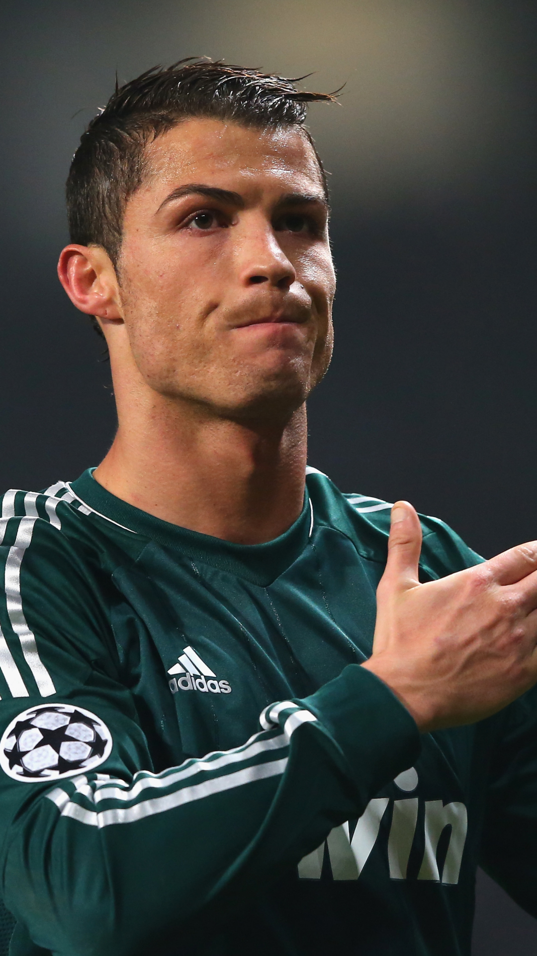 Download mobile wallpaper Sports, Cristiano Ronaldo, Soccer, Real Madrid C F for free.