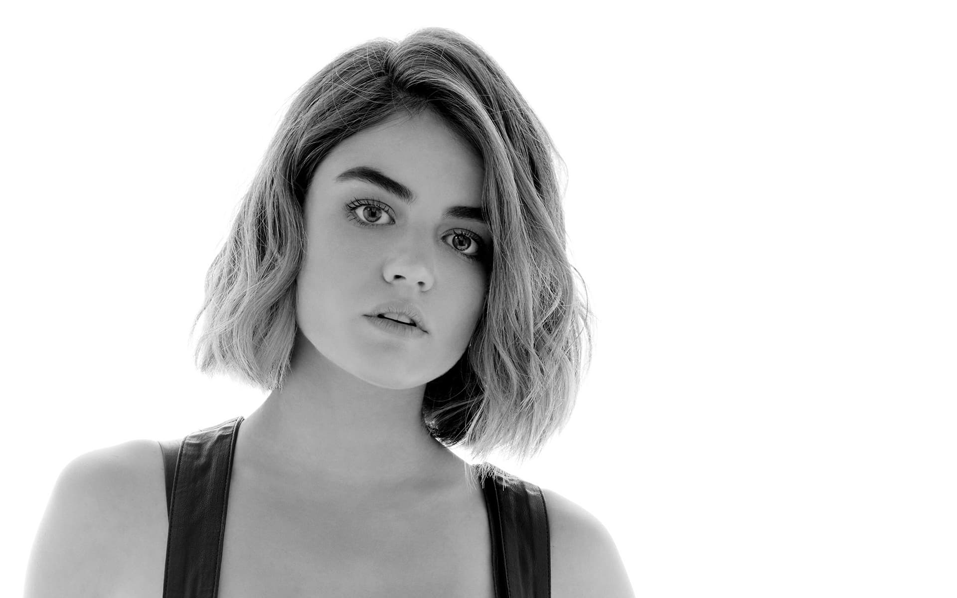 Free download wallpaper Singer, Celebrity, Black & White, Actress, Lucy Hale on your PC desktop
