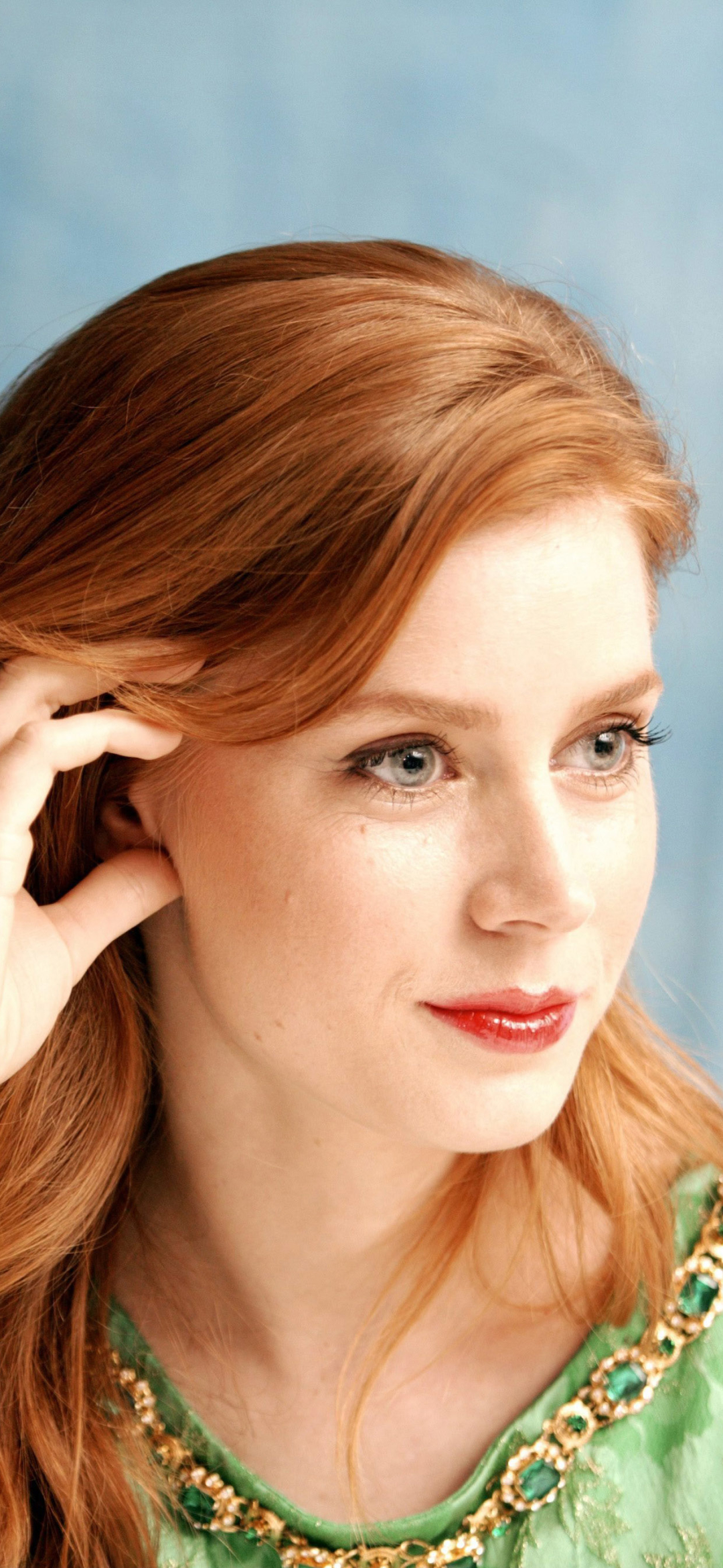 Handy-Wallpaper Rothaarige, Gesicht, Blaue Augen, Amerikanisch, Berühmtheiten, Darstellerin, Amy Adams kostenlos herunterladen.