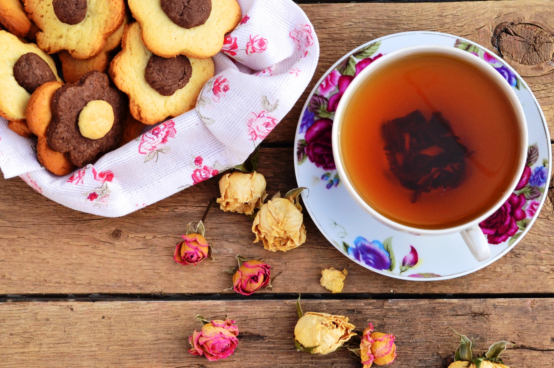 Free download wallpaper Food, Cup, Tea, Cookie on your PC desktop