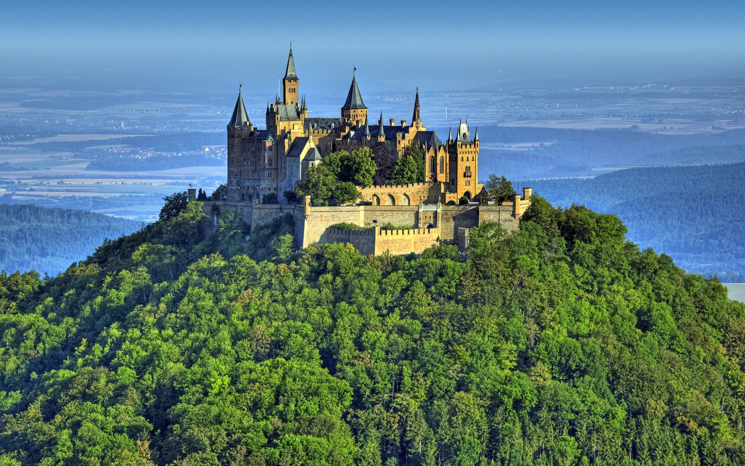 Laden Sie Burg Hohenzollern HD-Desktop-Hintergründe herunter