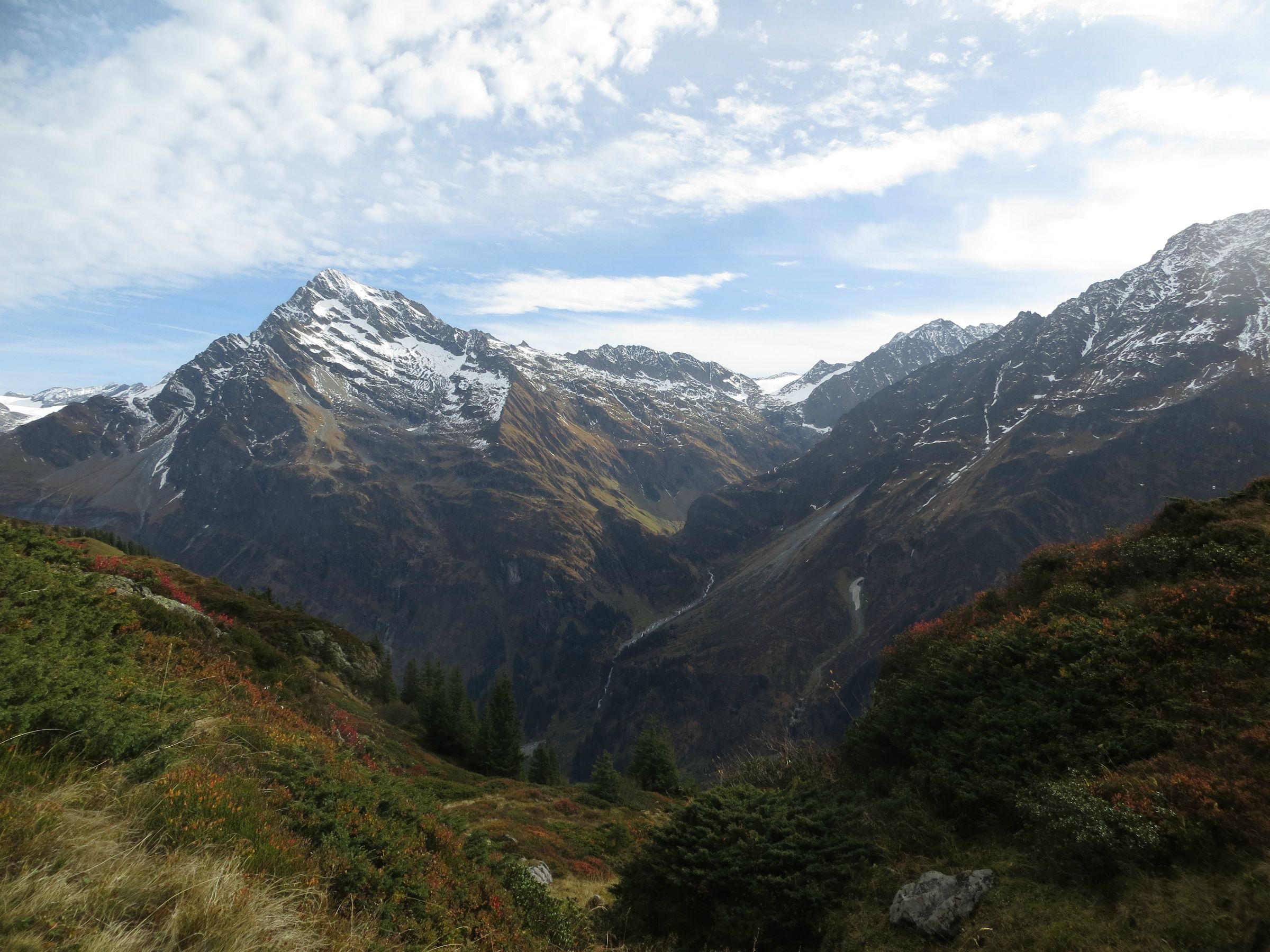 Baixar papel de parede para celular de Montanhas, Montanha, Terra/natureza gratuito.