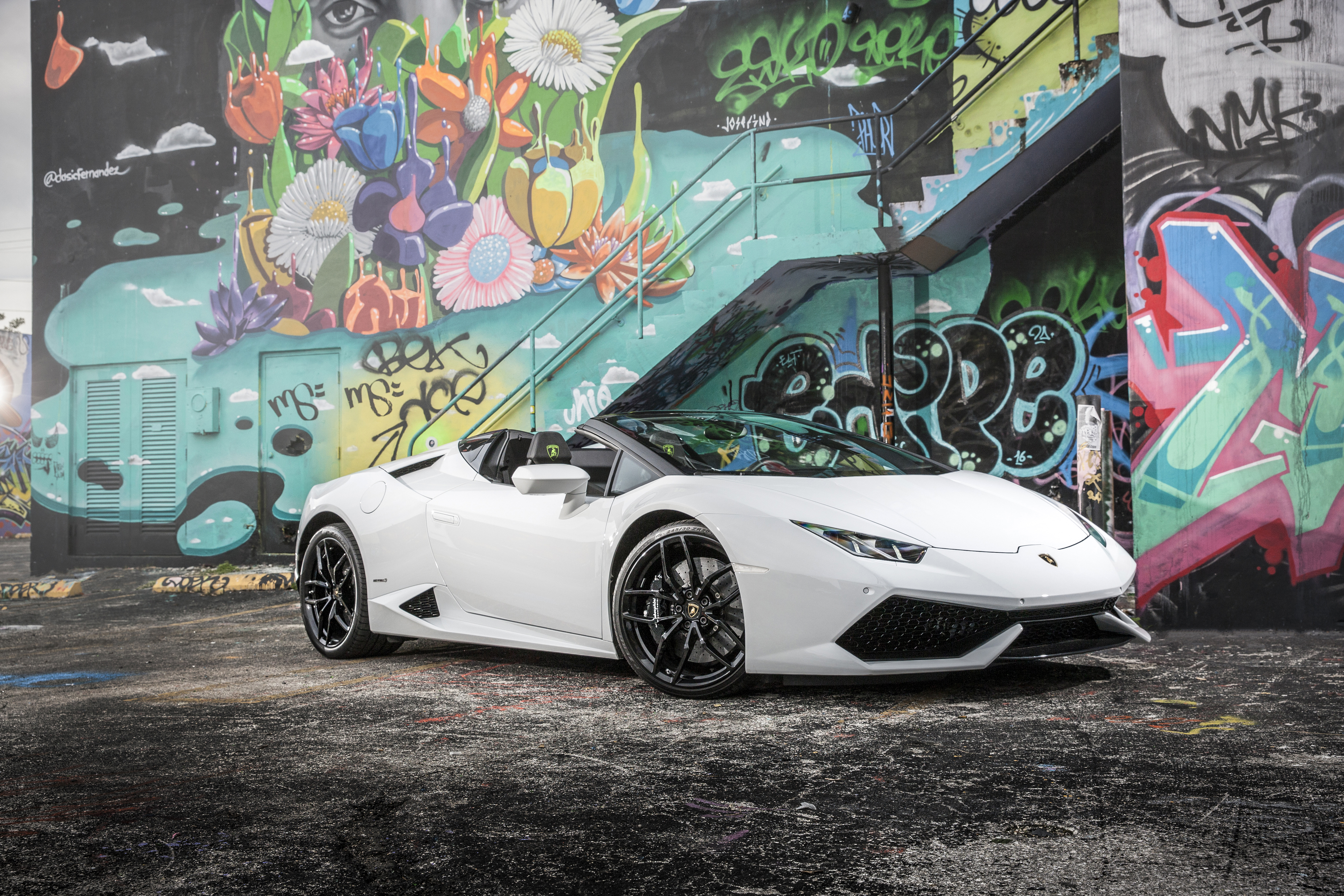 Download mobile wallpaper Lamborghini, Car, Graffiti, Supercar, Vehicles, White Car, Lamborghini Huracán for free.