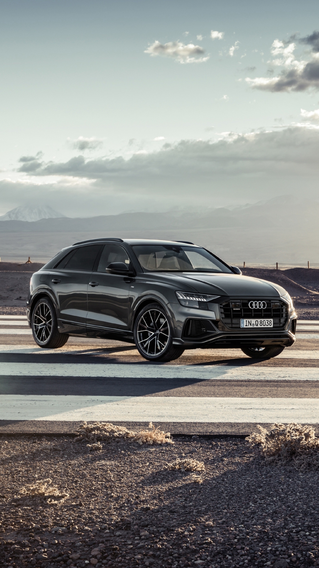 Download mobile wallpaper Audi, Car, Suv, Vehicle, Audi Q8, Vehicles, Silver Car for free.