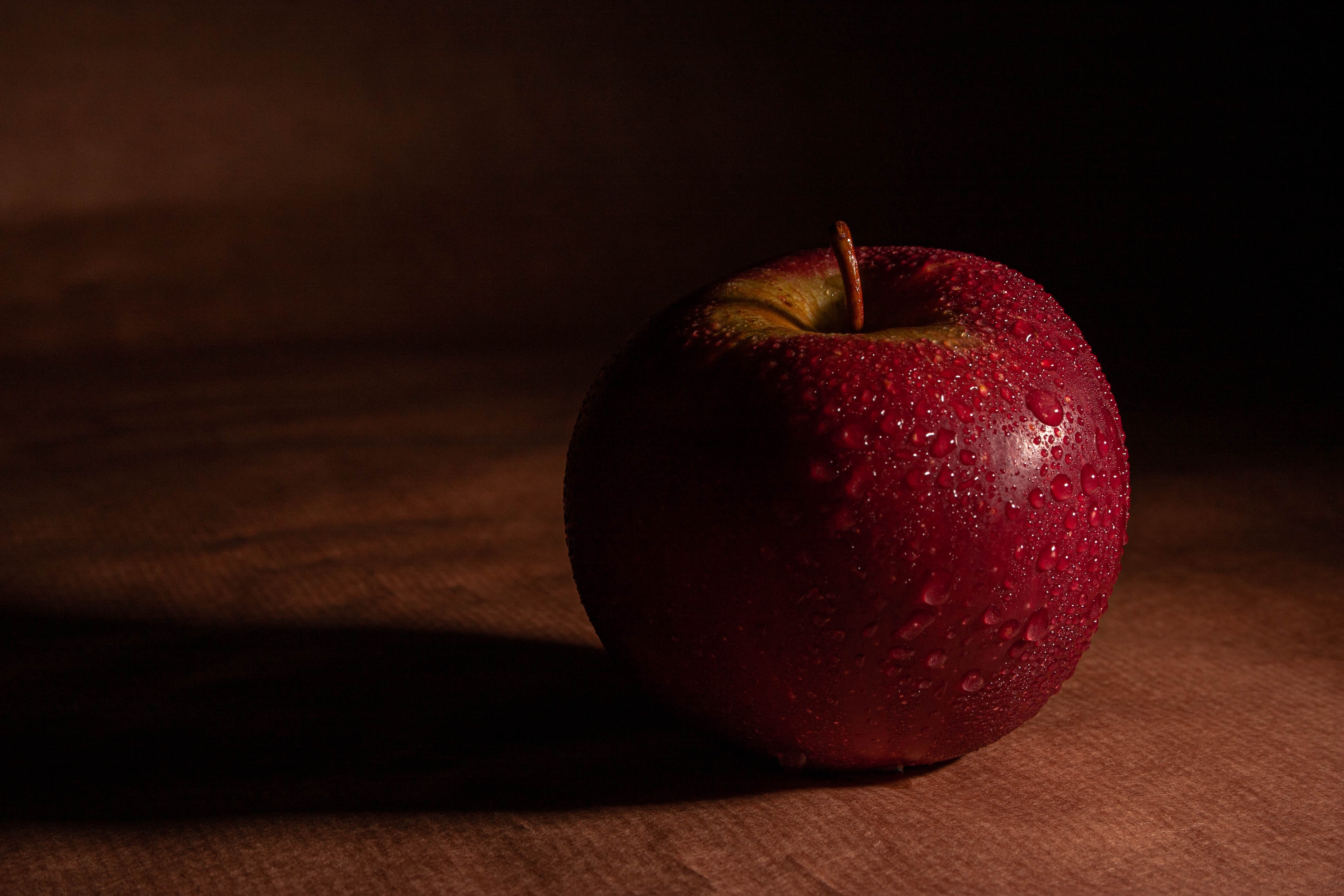 Laden Sie das Lebensmittel, Drops, Nass, Die Frucht, Frucht, Apfel-Bild kostenlos auf Ihren PC-Desktop herunter