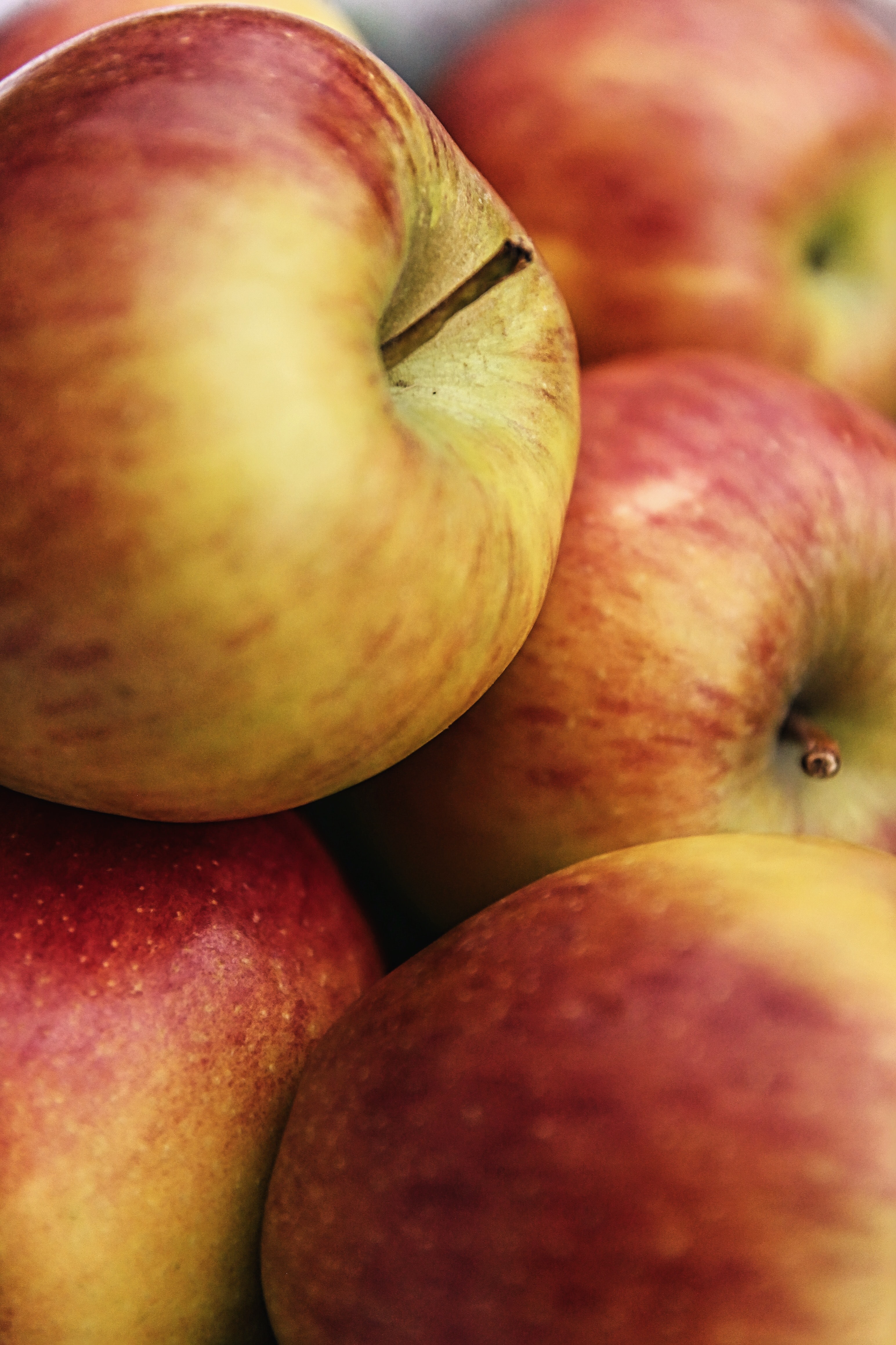 Descarga gratuita de fondo de pantalla para móvil de Comida, Macro, Manzanas, Frutas.