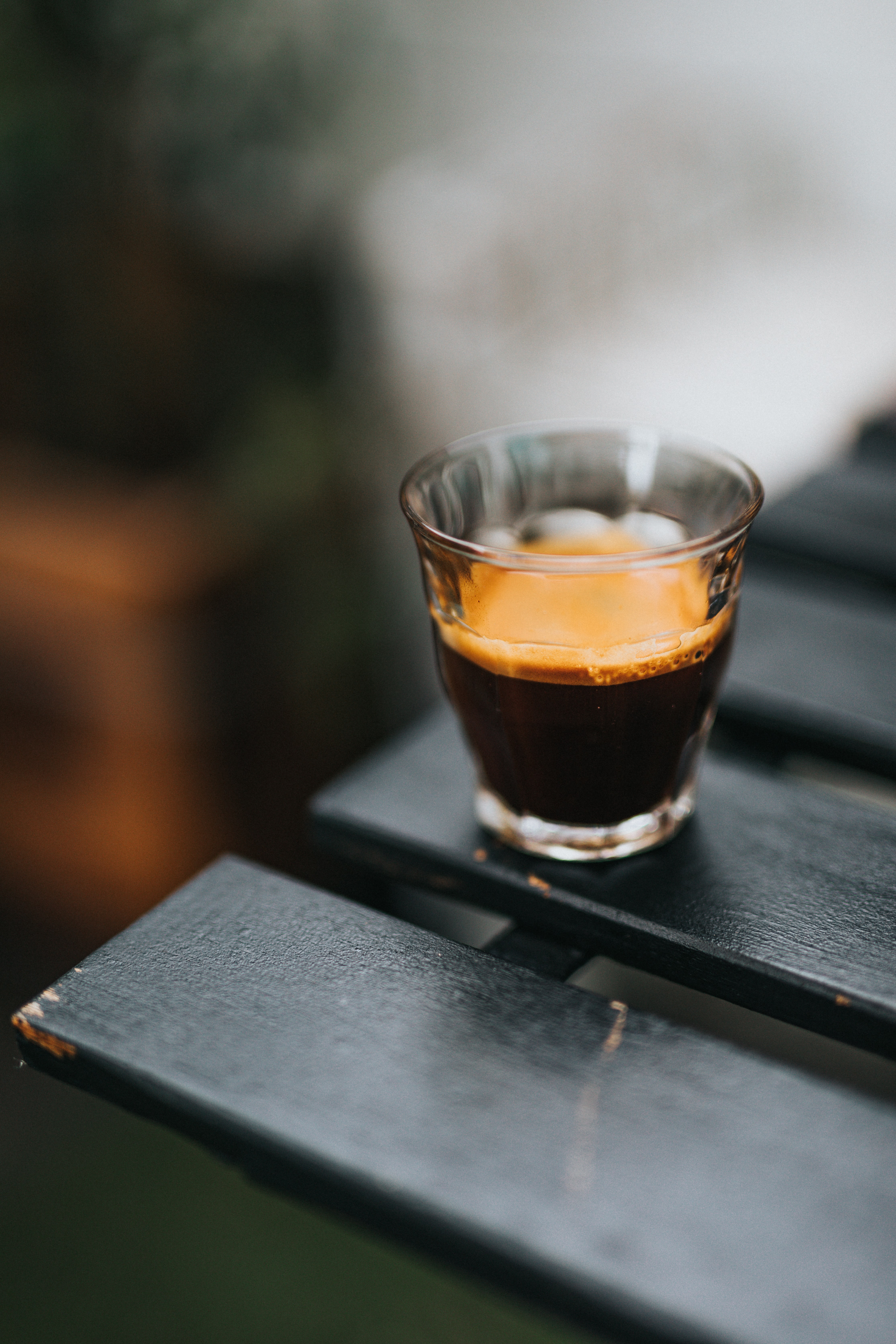 Download mobile wallpaper Coffee, Wood, Food, Smooth, Cup, Drink, Wooden, Beverage, Blur for free.