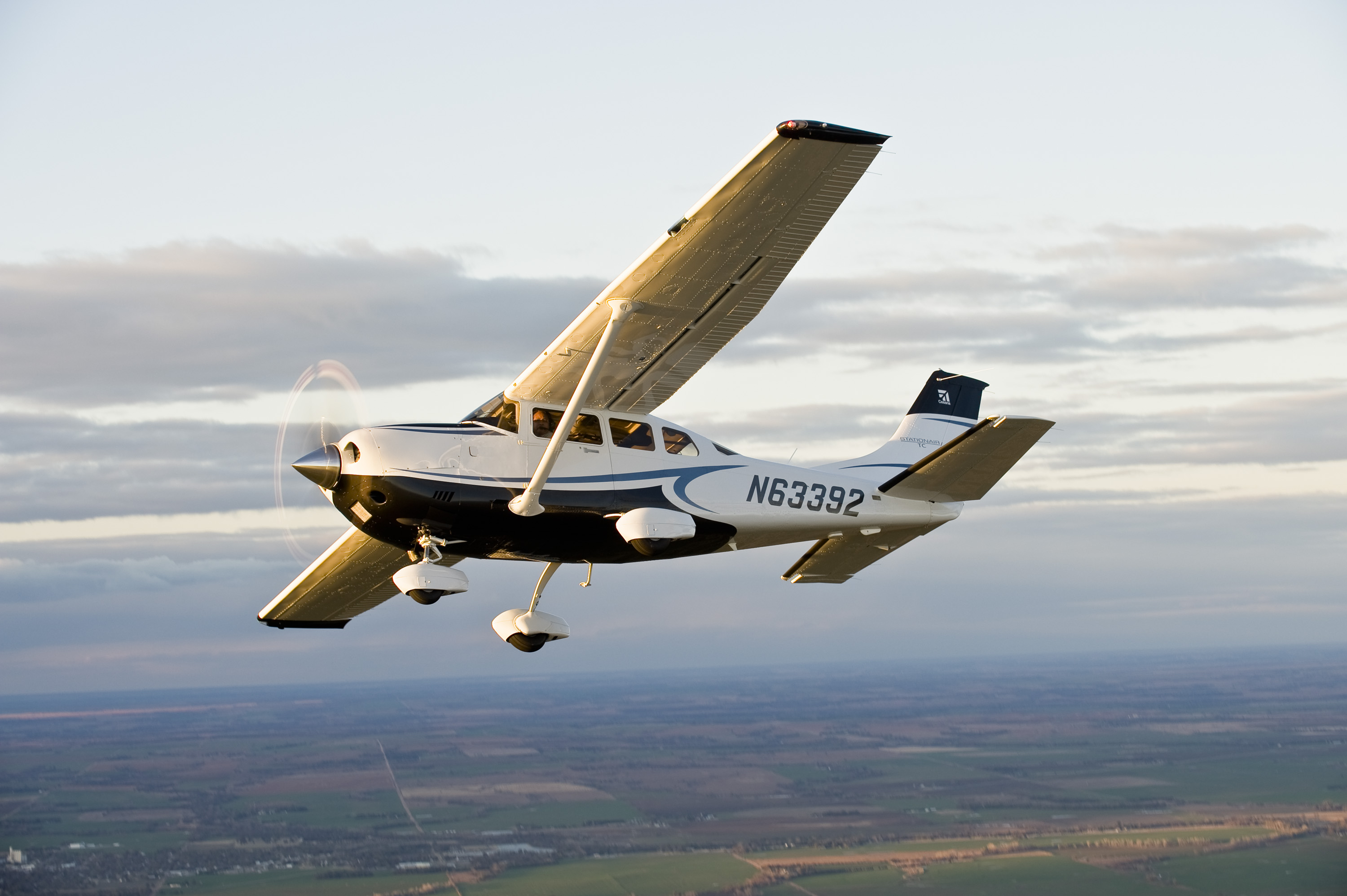 Laden Sie Cessna HD-Desktop-Hintergründe herunter