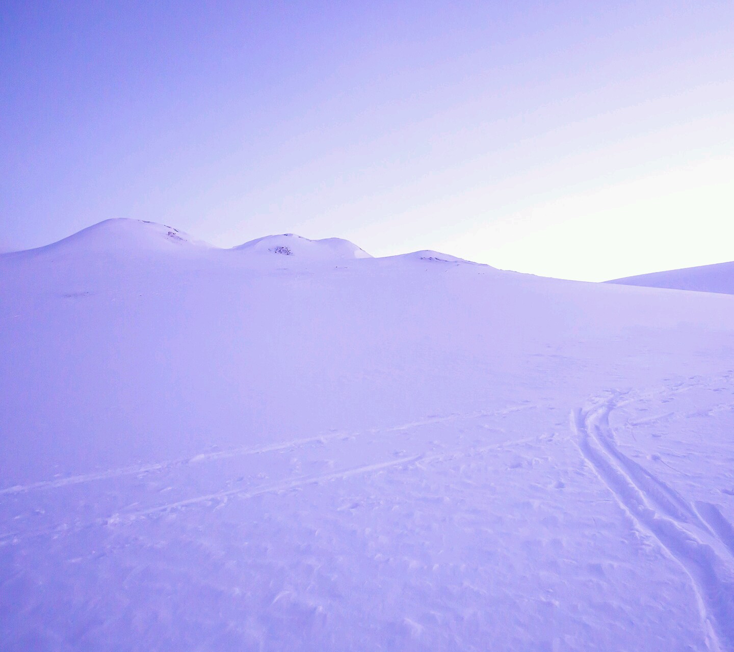 Descarga gratuita de fondo de pantalla para móvil de Montañas, Montaña, Tierra/naturaleza.