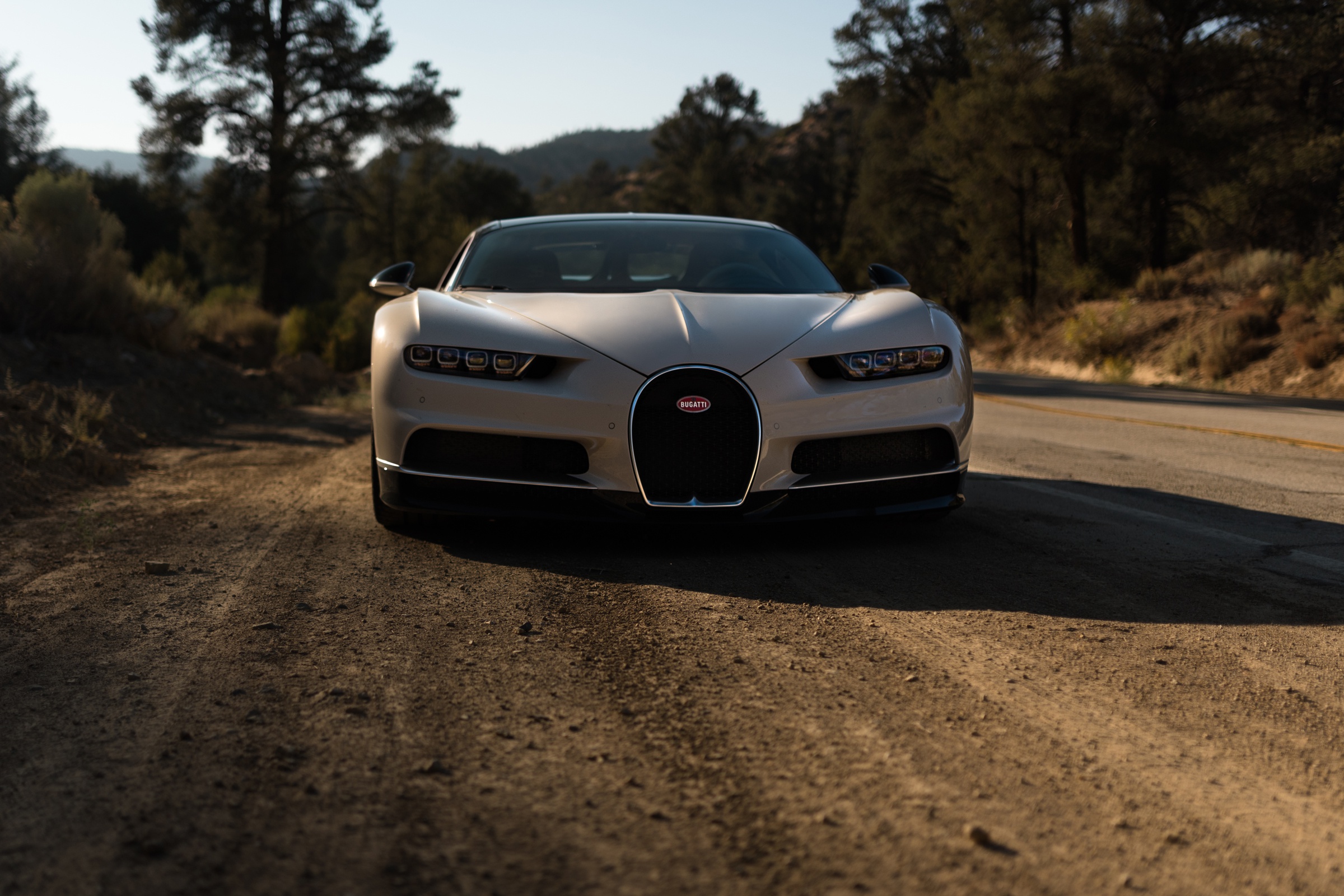 Download mobile wallpaper Bugatti, Car, Supercar, Bugatti Chiron, Vehicles, White Car for free.