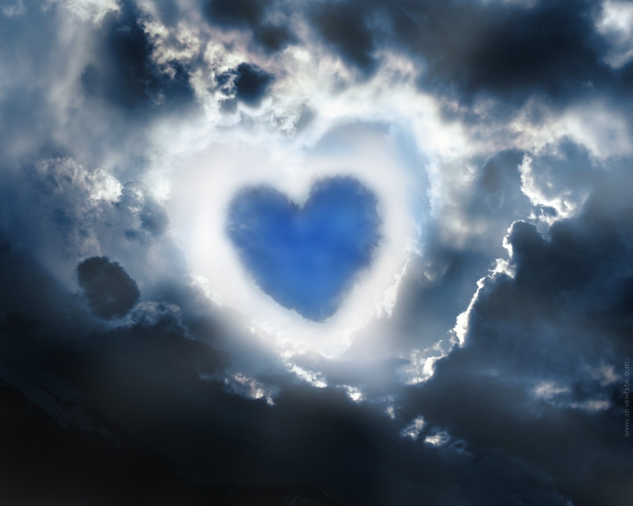 Free download wallpaper Heart, Artistic on your PC desktop