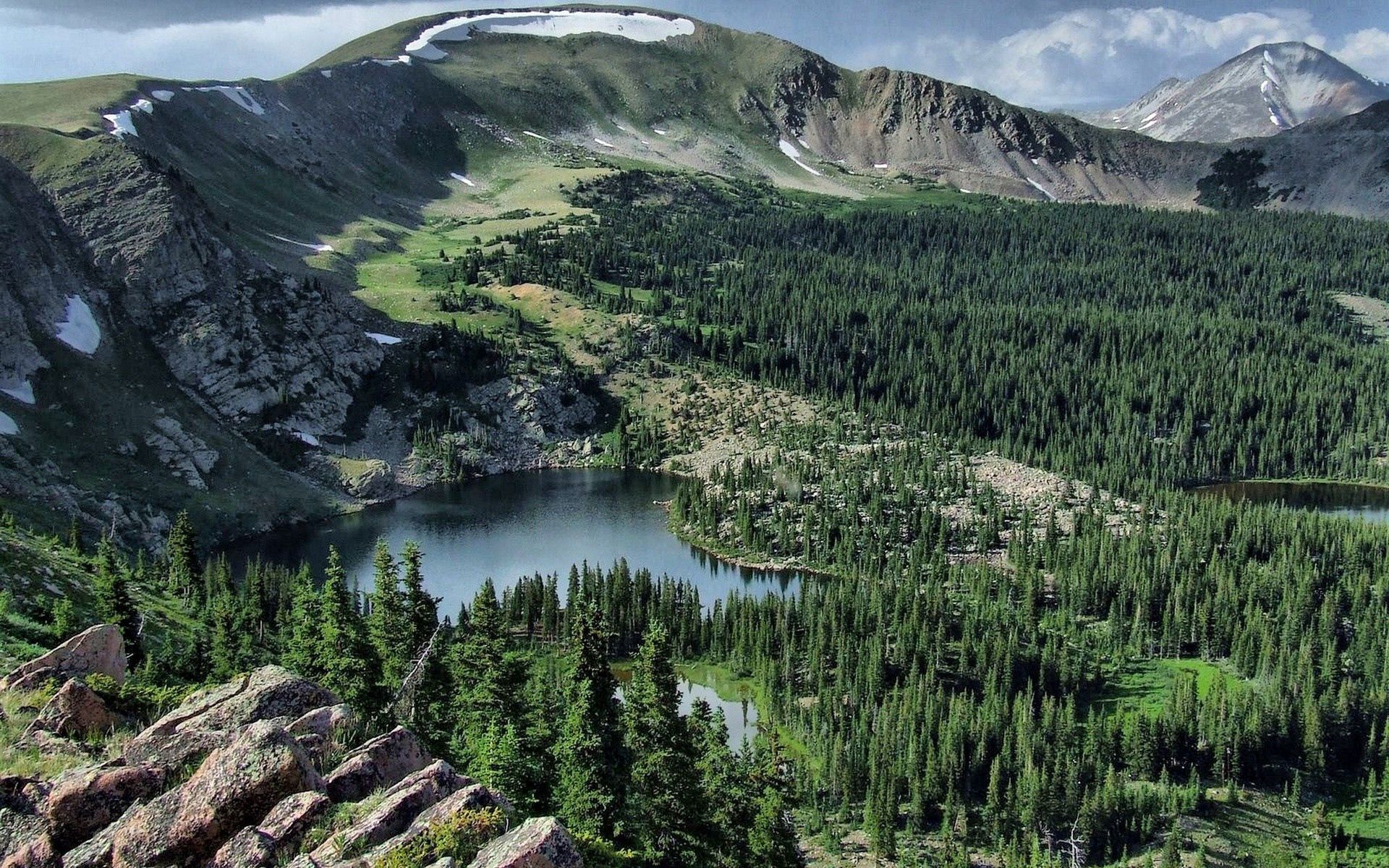 Téléchargez gratuitement l'image Nature, Herbe, Sky, Lac, Arbres, Montagnes sur le bureau de votre PC