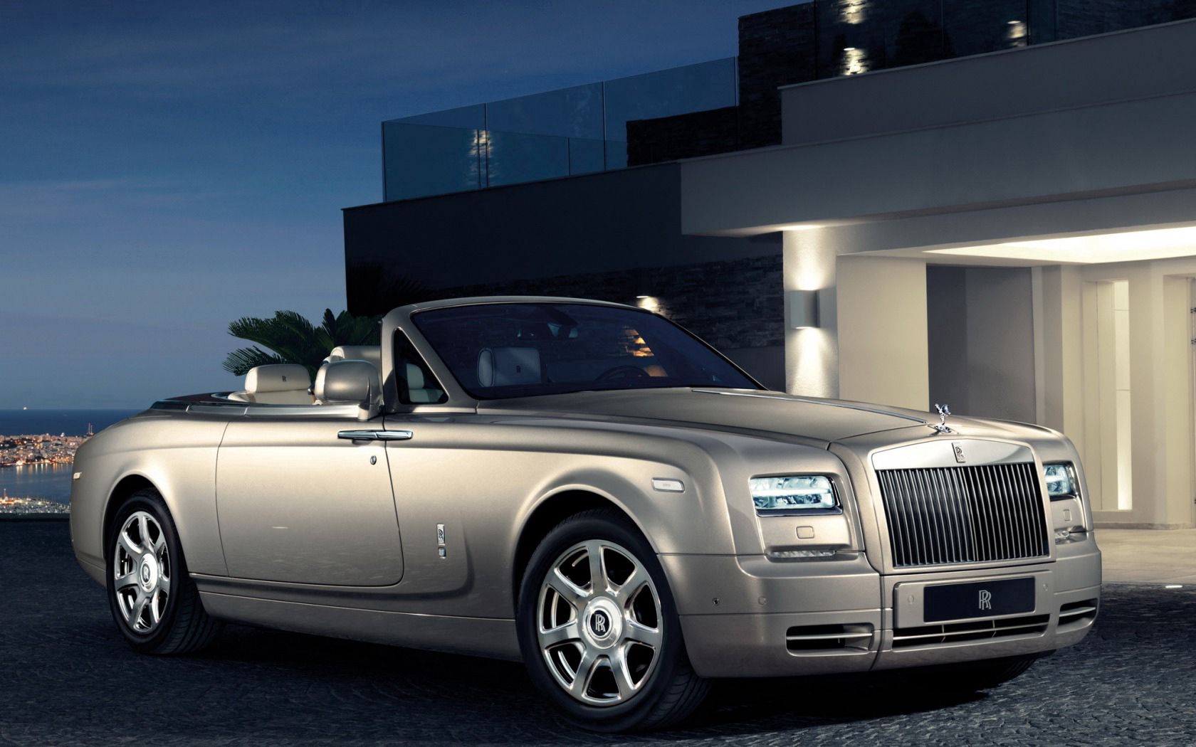 Rolls Royce Windows Wallpaper