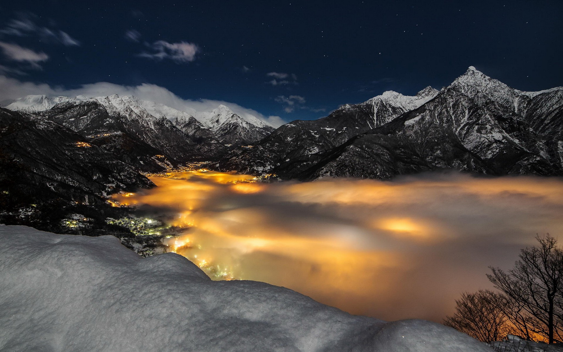 Free download wallpaper Italy, Mountain, Fog, Man Made, Chiavenna on your PC desktop