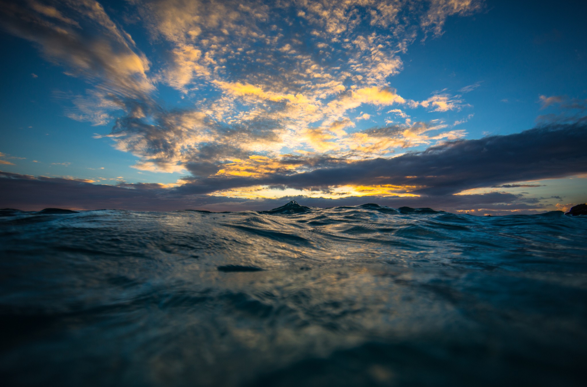 Descarga gratis la imagen Mar, Océano, Nube, Ola, Tierra/naturaleza, Profundidad De Campo en el escritorio de tu PC