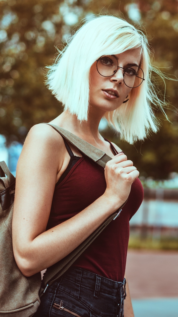 Download mobile wallpaper Blonde, Glasses, Model, Women, Short Hair for free.