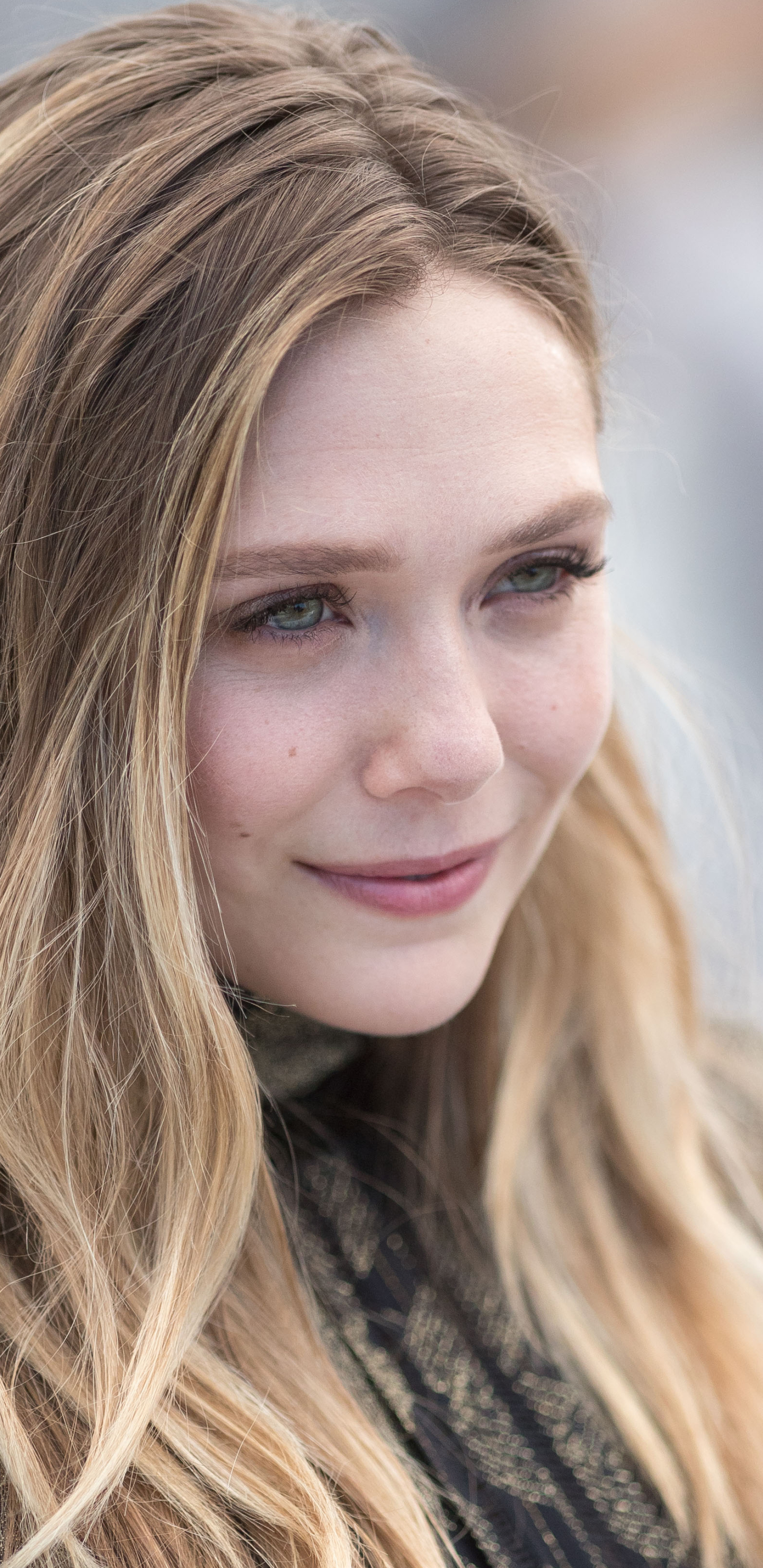 Baixar papel de parede para celular de Celebridade, Elizabeth Olsen gratuito.