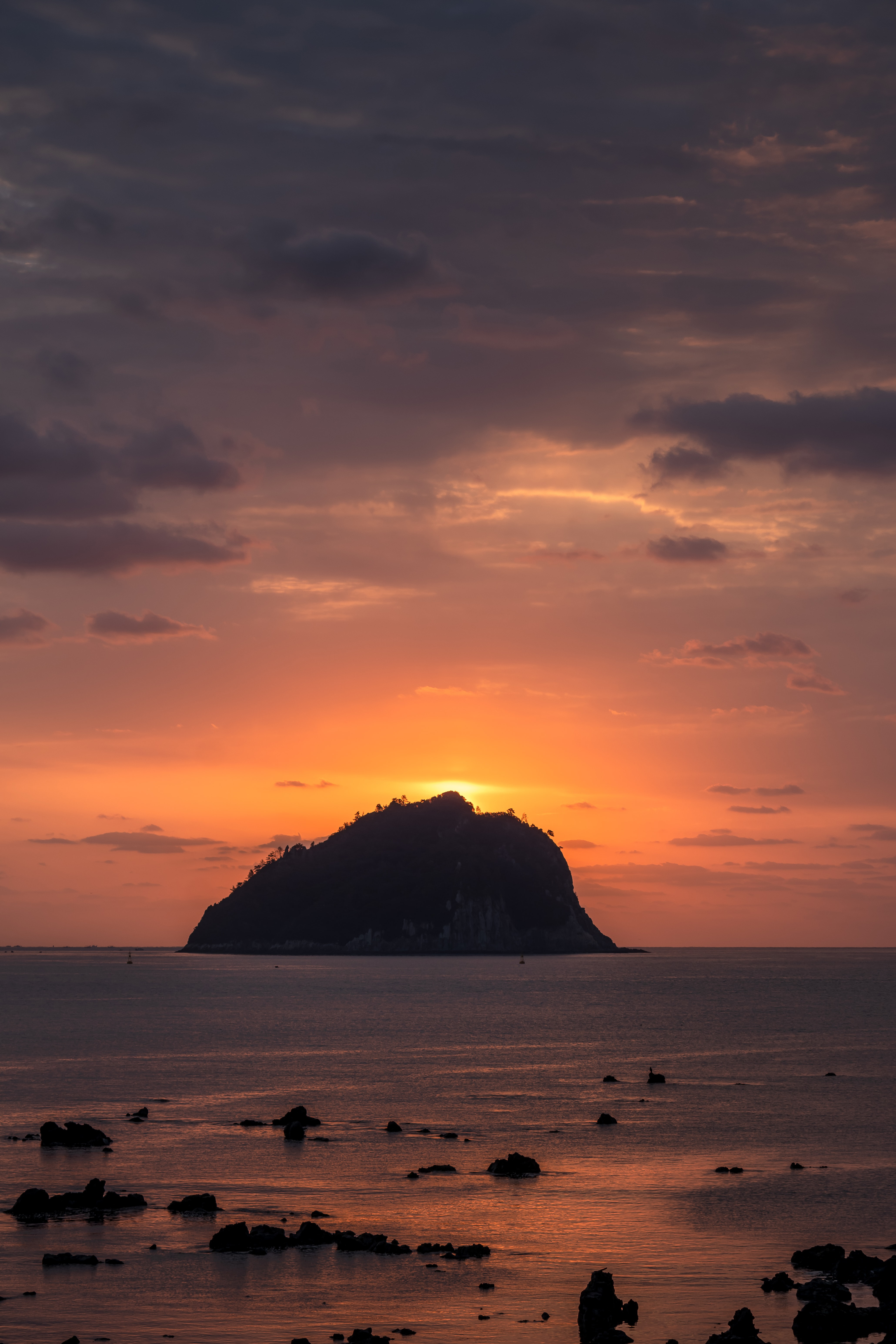 PCデスクトップに自然, 日没, 岩, 夕暮れ, 風景, 海, 薄明, 島画像を無料でダウンロード