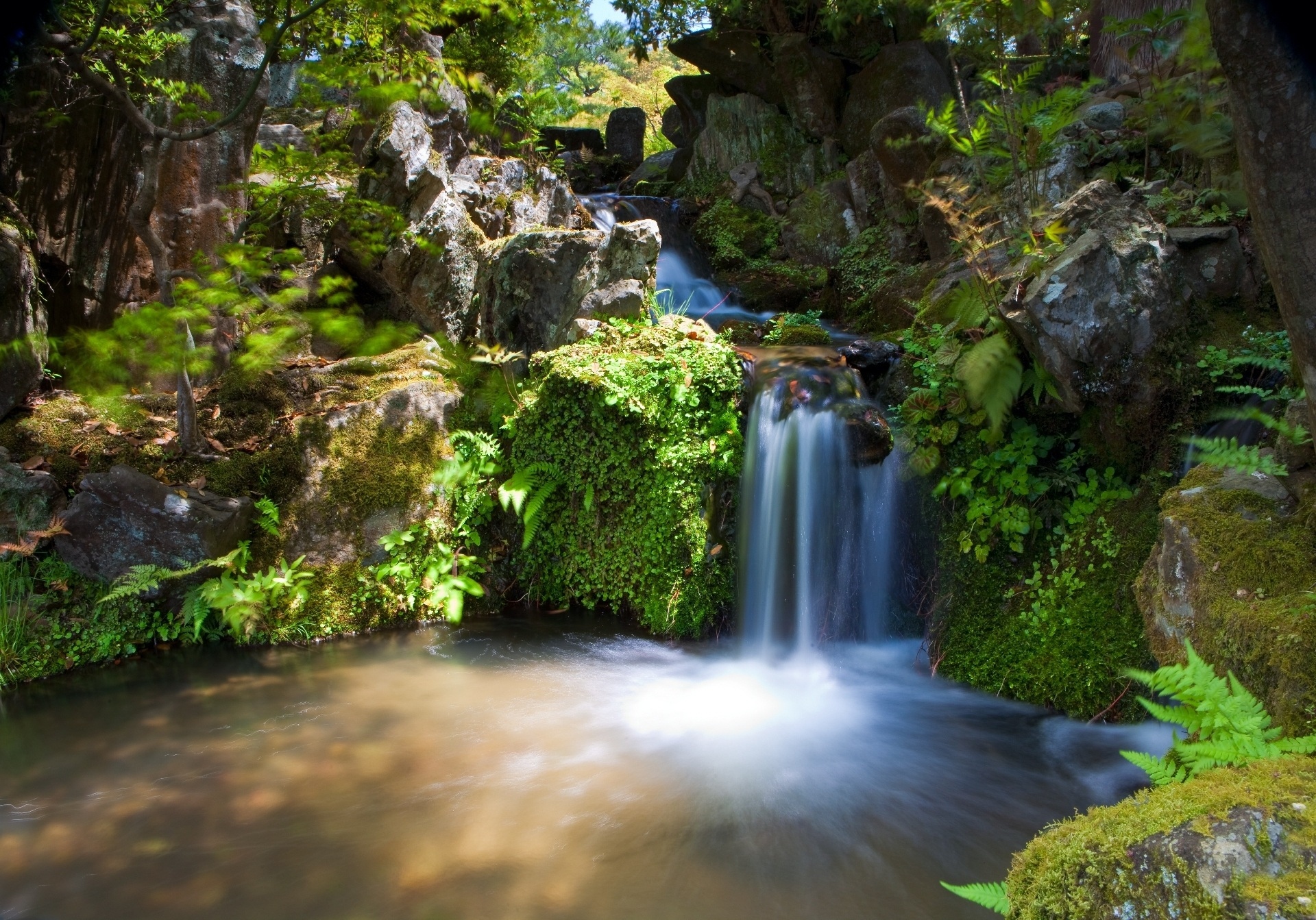 Handy-Wallpaper Natur, Wasser, Wasserfälle, Wasserfall, Moos, Japan, Erde/natur kostenlos herunterladen.