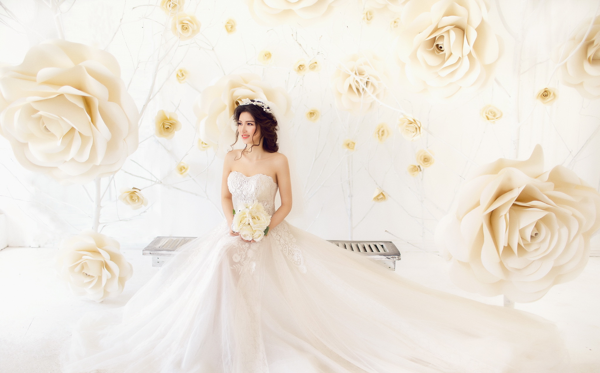 Free download wallpaper Flower, Brunette, Bride, Women, Asian, Wedding Dress on your PC desktop