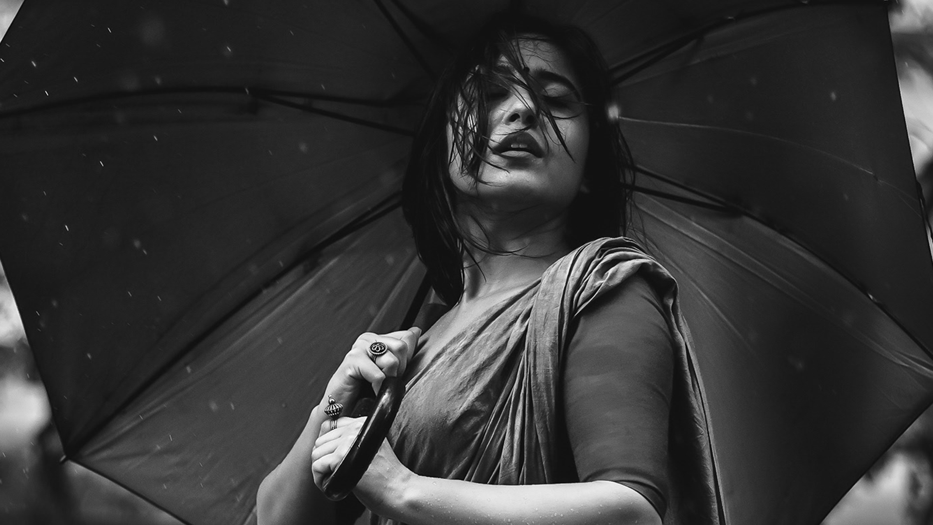 Download mobile wallpaper Celebrity, Shweta Tripathi for free.