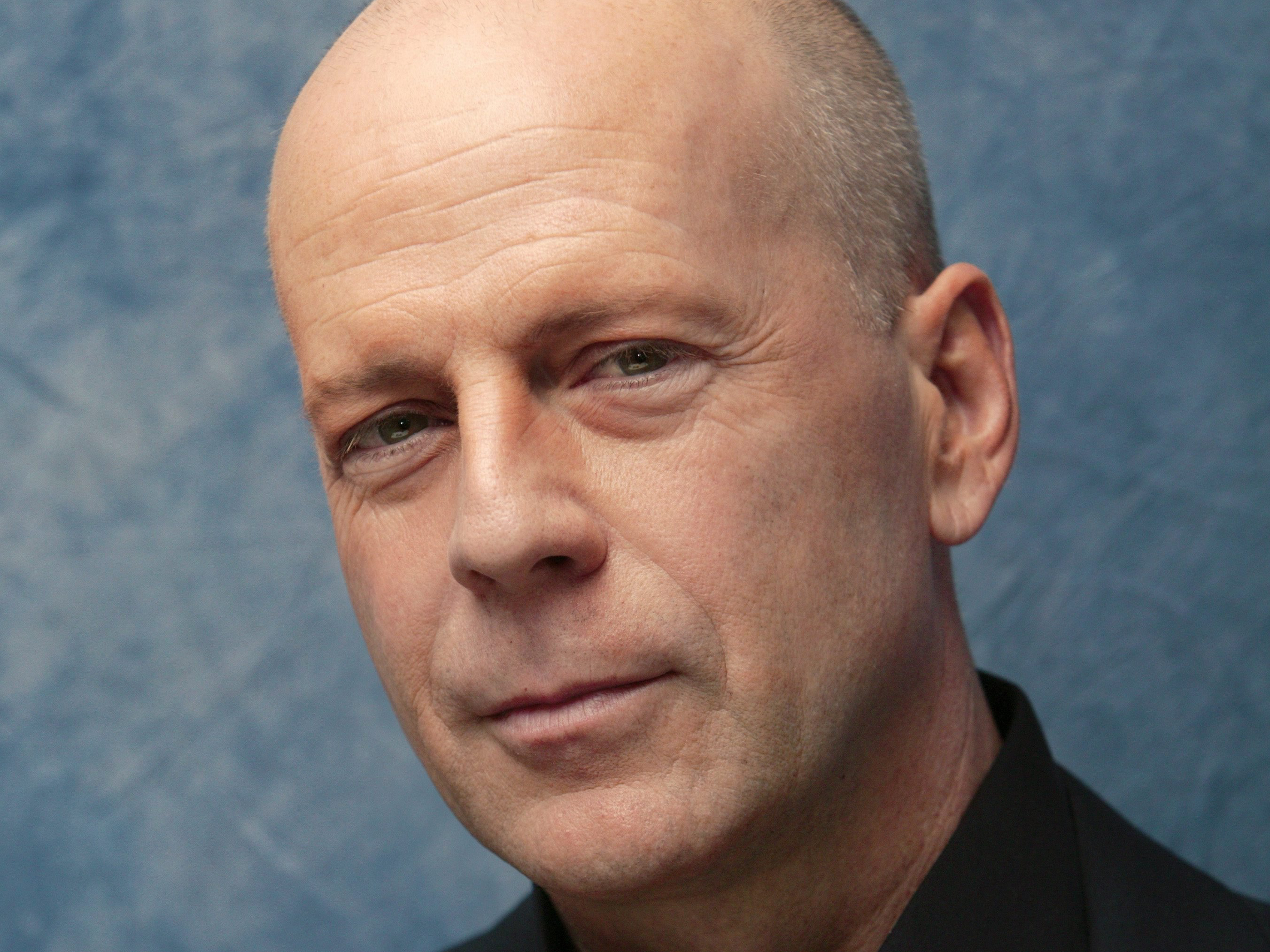 Descarga gratis la imagen Bruce Willis, Celebridades en el escritorio de tu PC