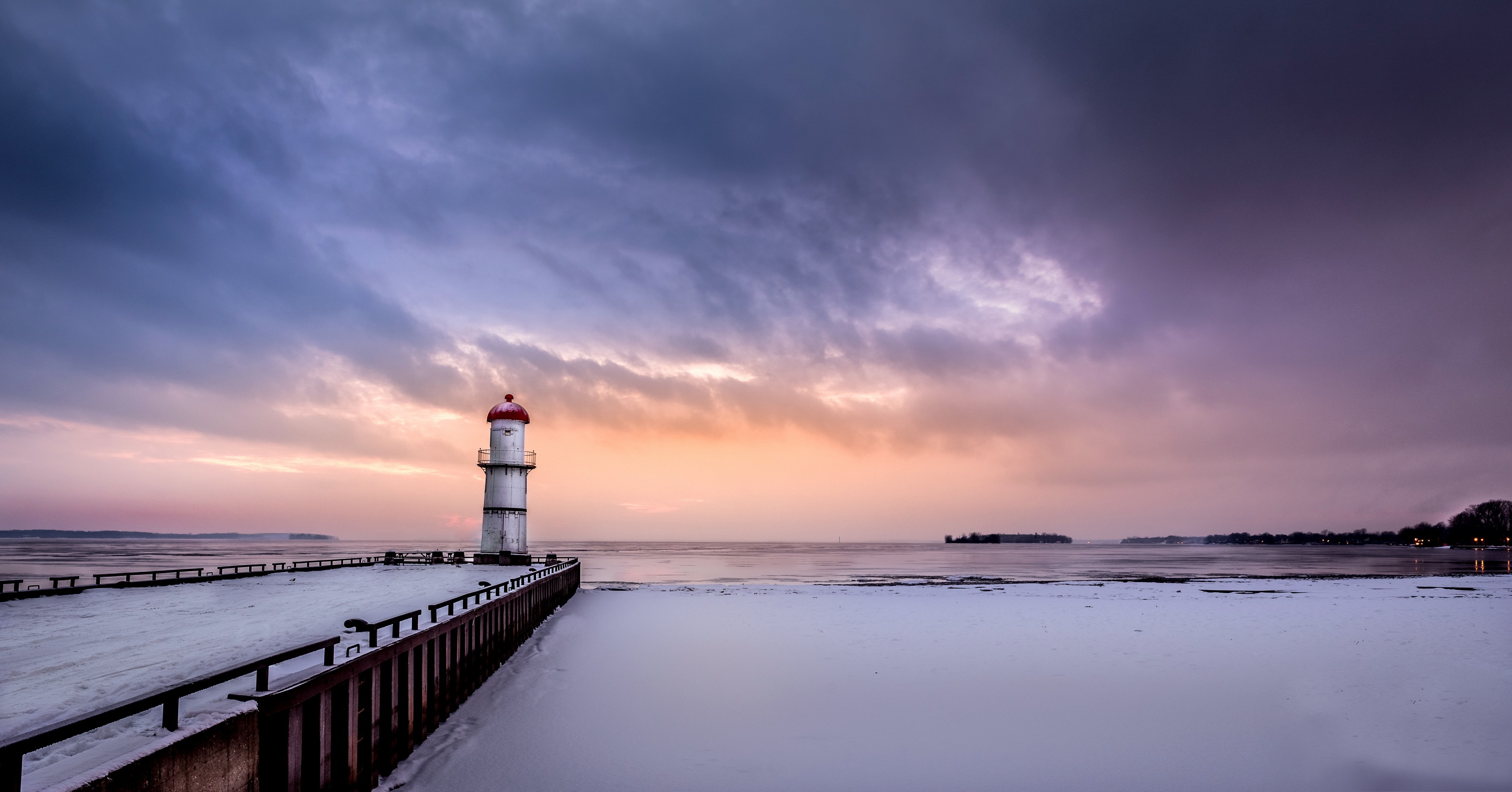 Baixar papel de parede para celular de Inverno, Horizonte, Oceano, Farol, Feito Pelo Homem gratuito.