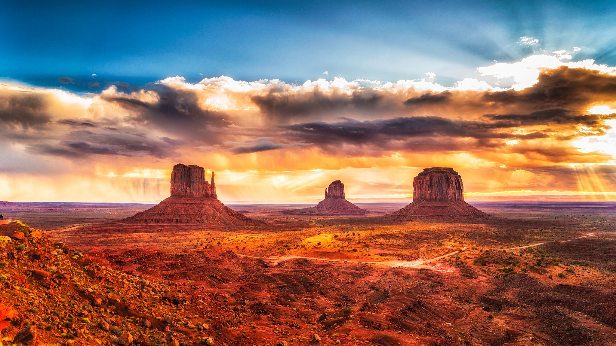 Download mobile wallpaper Landscape, Sky, Desert, Usa, Horizon, Earth, Cloud, Monument Valley for free.