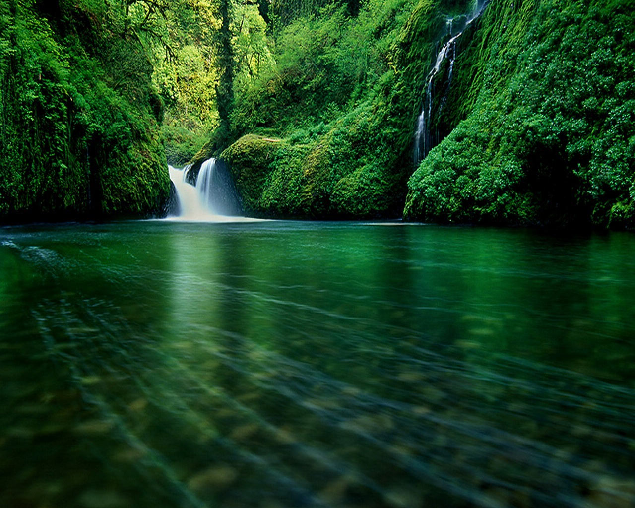 Handy-Wallpaper Wasserfall, Erde/natur kostenlos herunterladen.