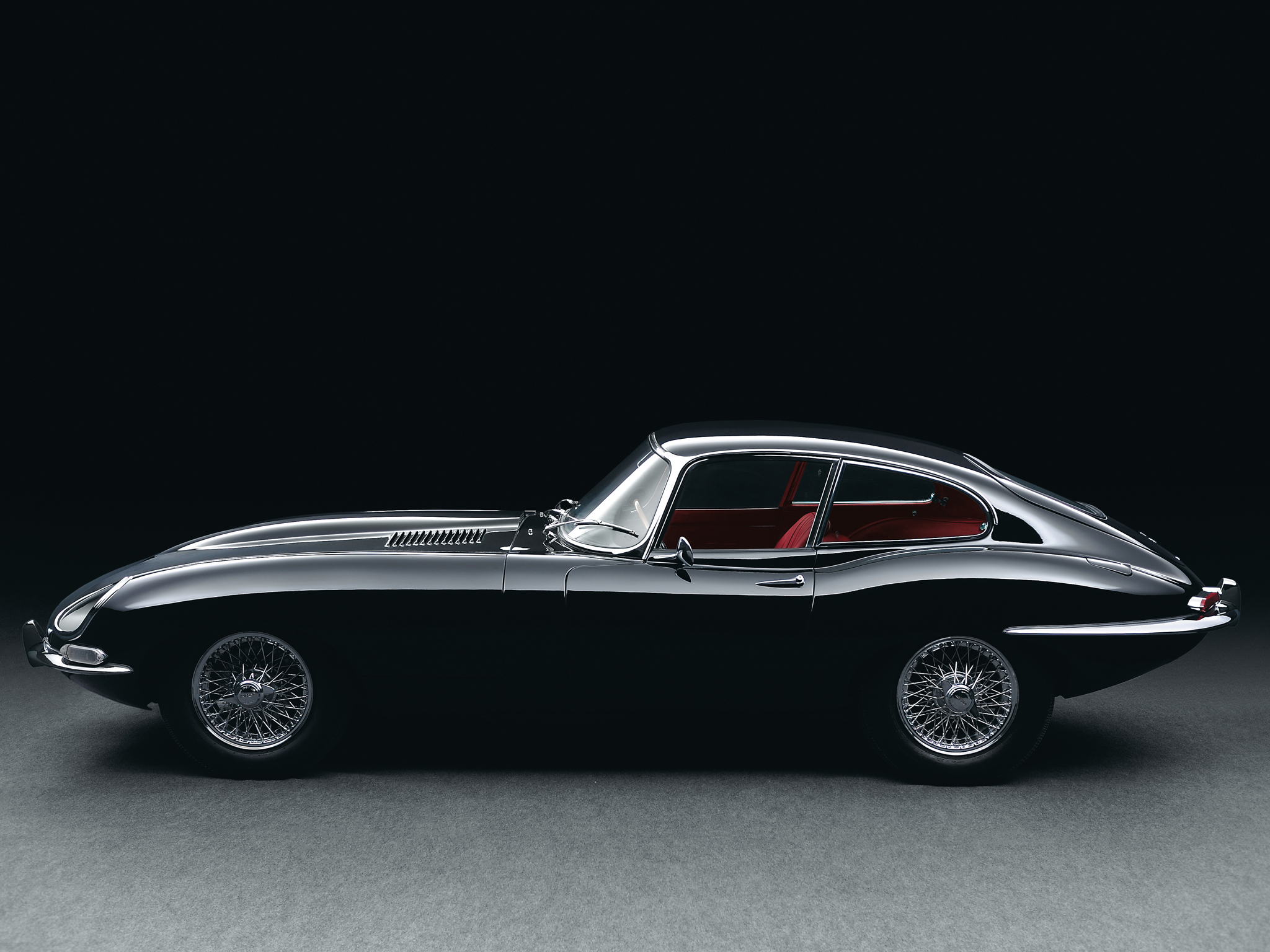 54090 télécharger le fond d'écran voitures, jaguar, noir, le noir, vue de côté, rétro, type e, 1961 - économiseurs d'écran et images gratuitement