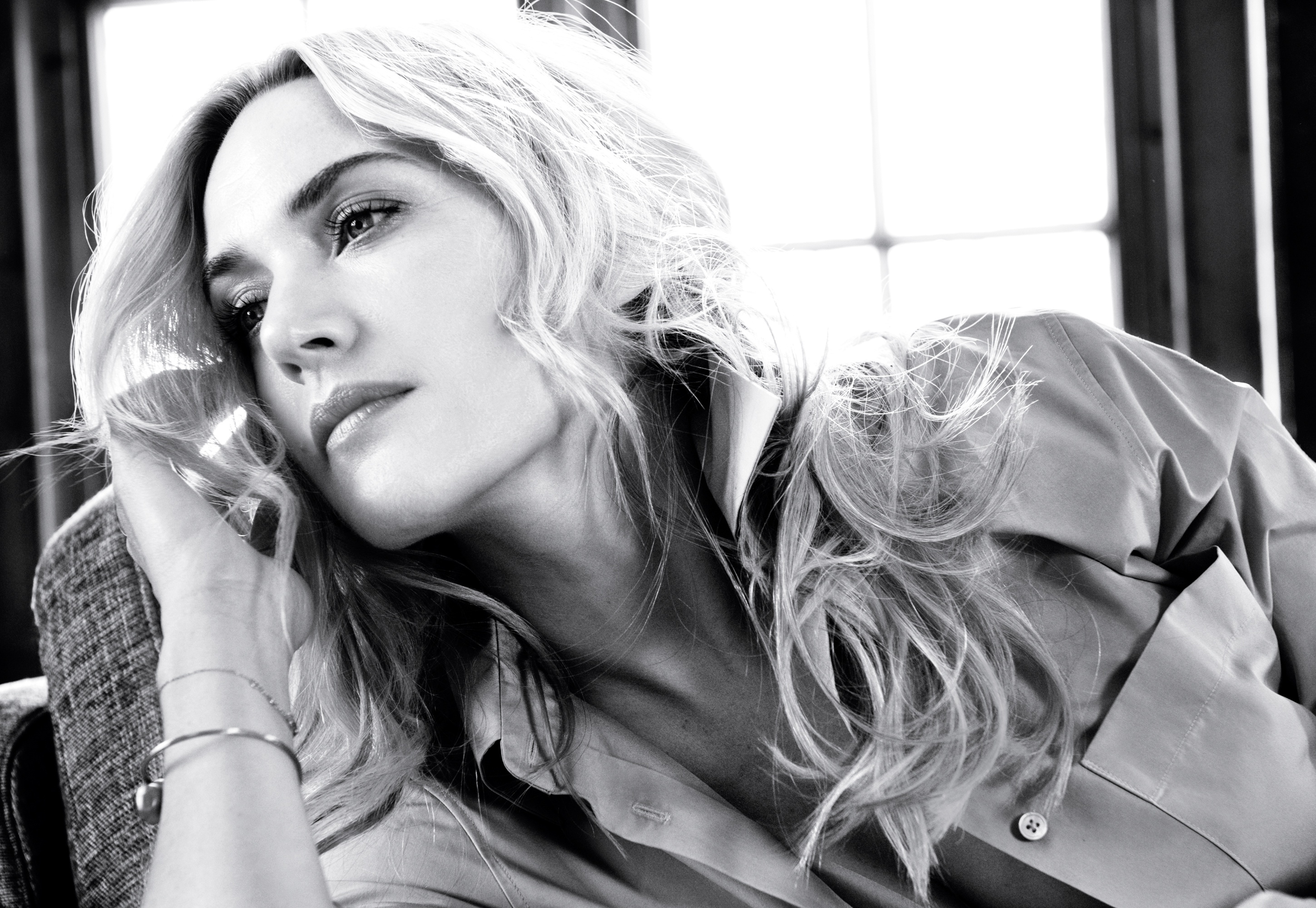 Download mobile wallpaper English, Celebrity, Black & White, Actress, Kate Winslet for free.