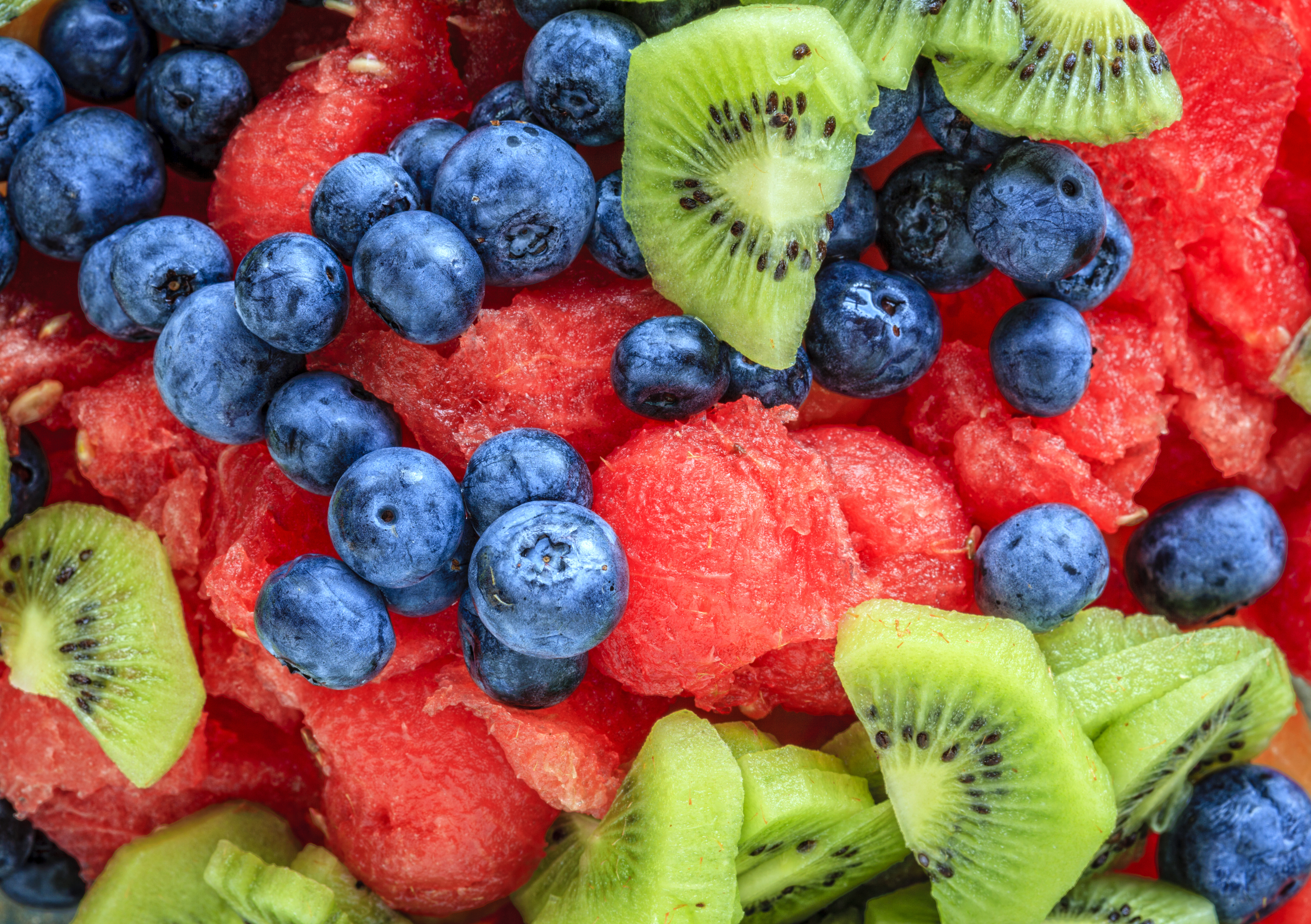 Handy-Wallpaper Kiwi, Frucht, Wassermelone, Heidelbeere, Nahrungsmittel, Früchte kostenlos herunterladen.