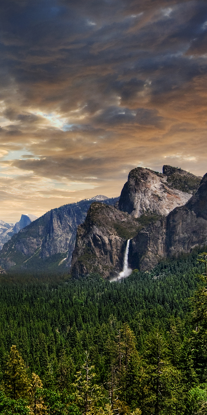 Download mobile wallpaper Landscape, Mountain, Waterfall, Forest, Earth, National Park, Yosemite National Park, Yosemite Falls for free.